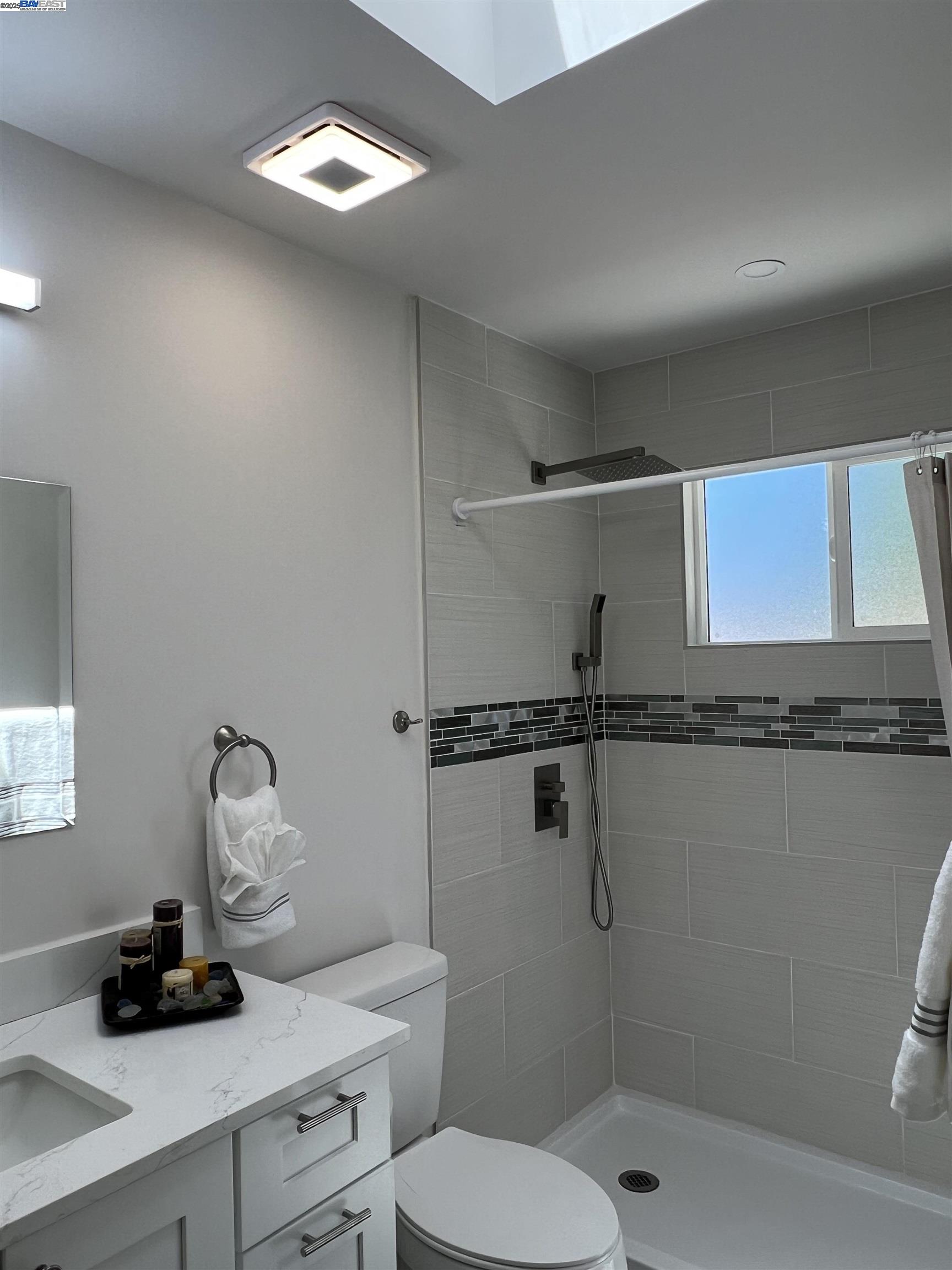 Detail Gallery Image 26 of 37 For 2559 Lynn Ave, Concord,  CA 94520 - 4 Beds | 3 Baths