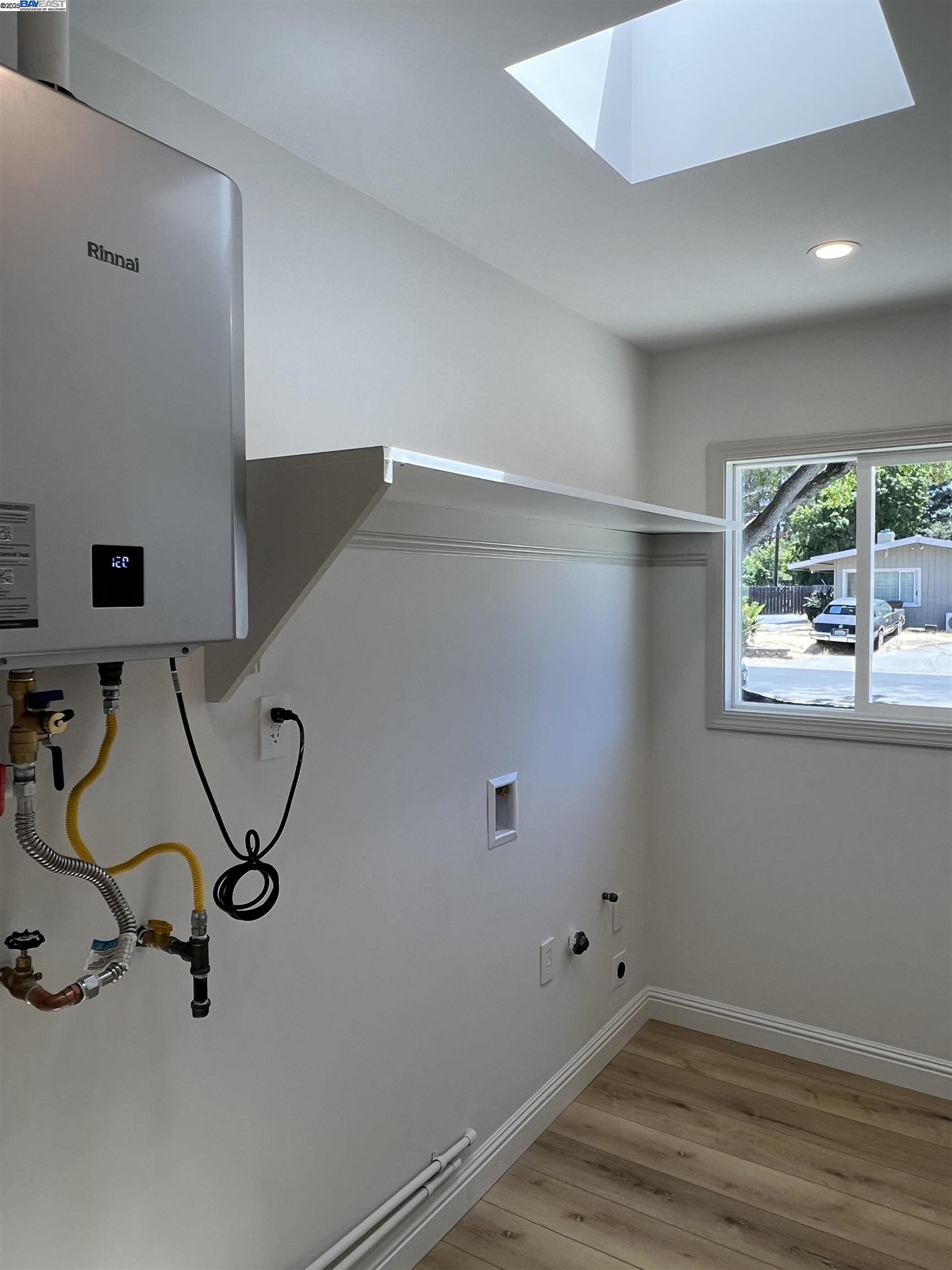 Detail Gallery Image 30 of 37 For 2559 Lynn Ave, Concord,  CA 94520 - 4 Beds | 3 Baths