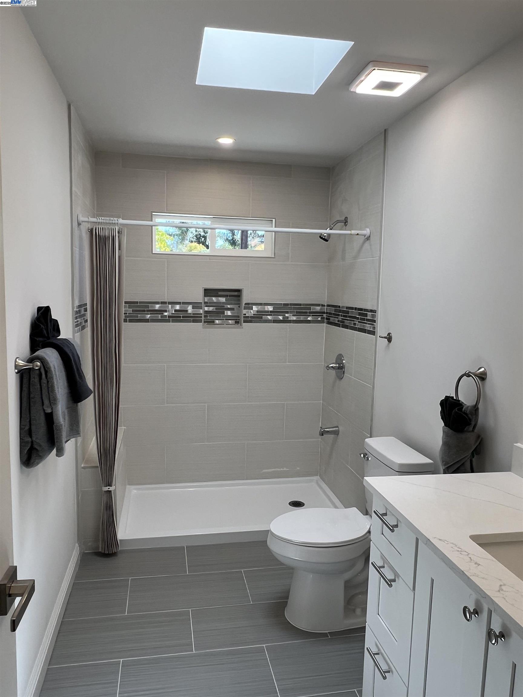 Detail Gallery Image 32 of 37 For 2559 Lynn Ave, Concord,  CA 94520 - 4 Beds | 3 Baths
