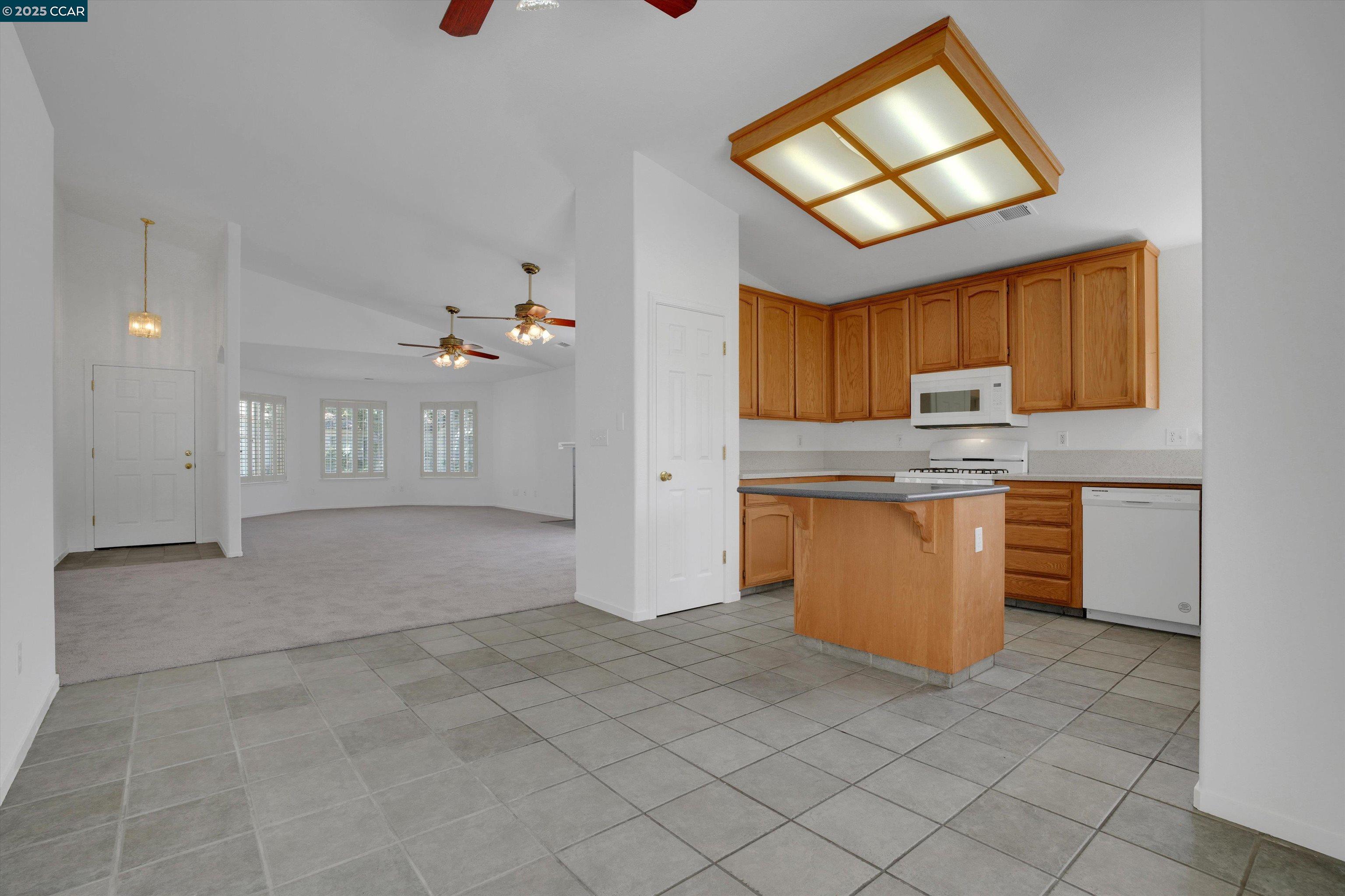 Detail Gallery Image 12 of 30 For 2808 Mozart Drive, Modesto,  CA 95358-8855 - 3 Beds | 2 Baths