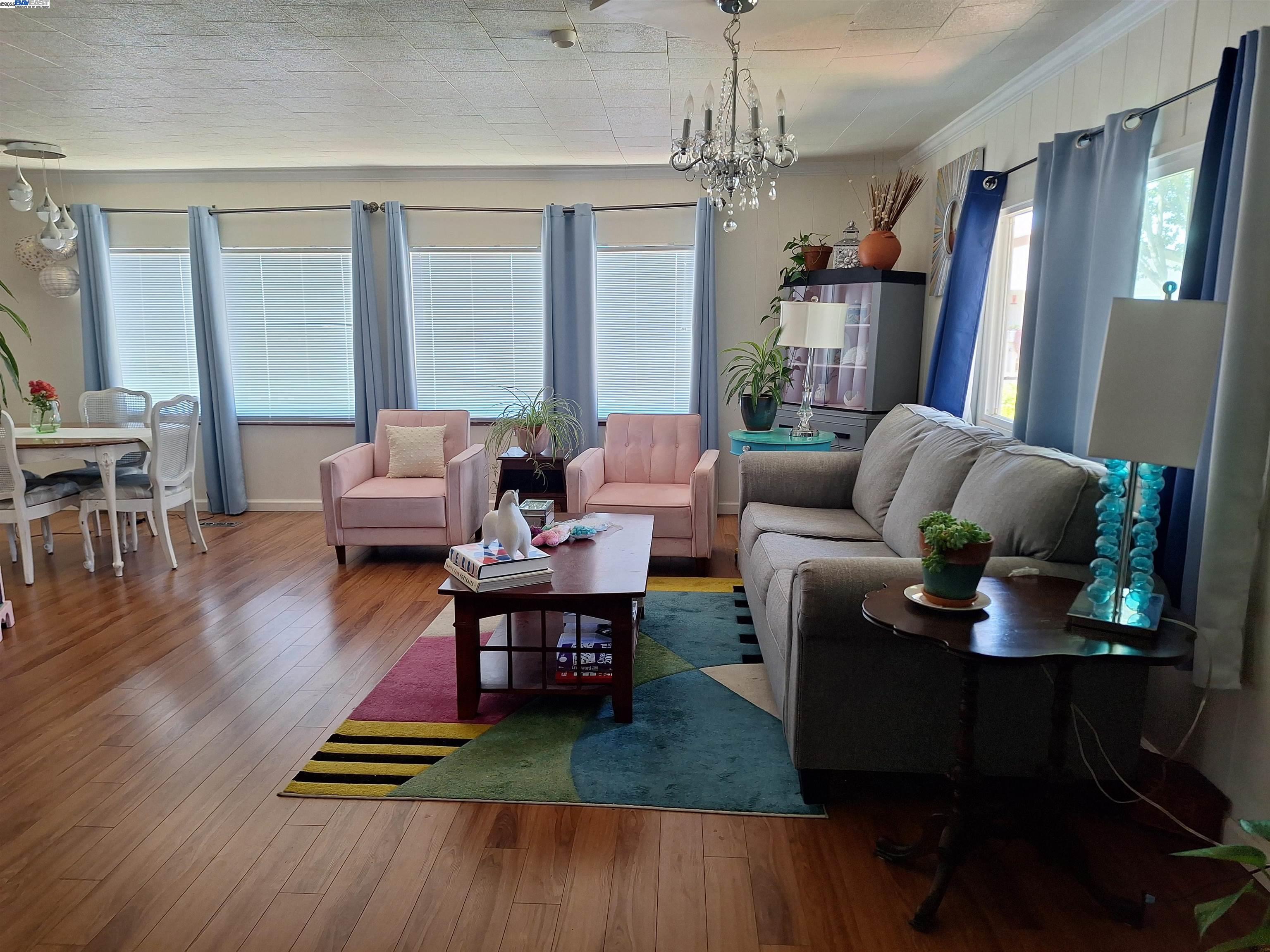 Detail Gallery Image 9 of 38 For 105 Santa Teresa, San Leandro,  CA 94579 - 2 Beds | 2 Baths