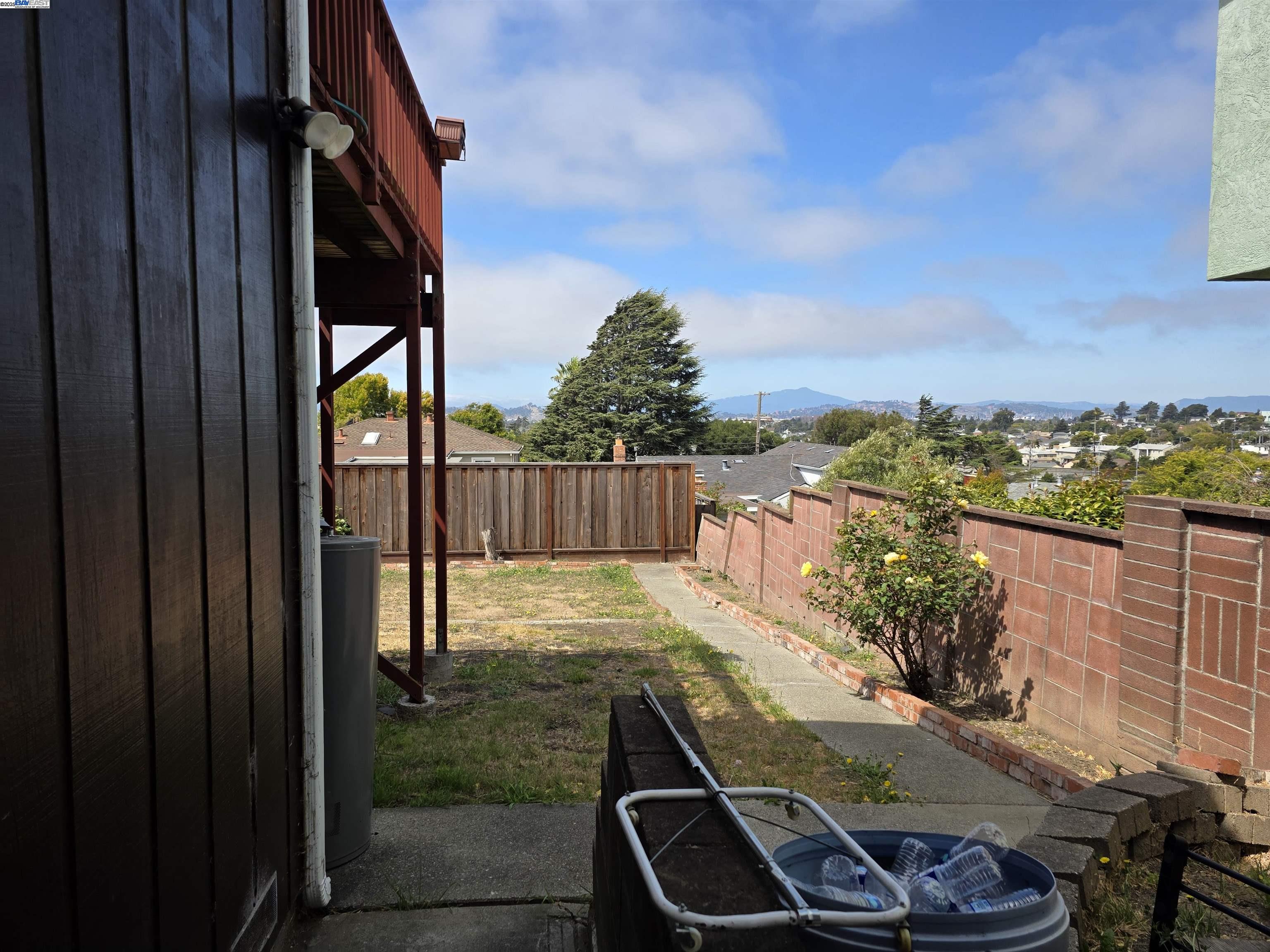 Detail Gallery Image 41 of 48 For 633 Humboldt St, Richmond,  CA 94805 - 3 Beds | 2 Baths