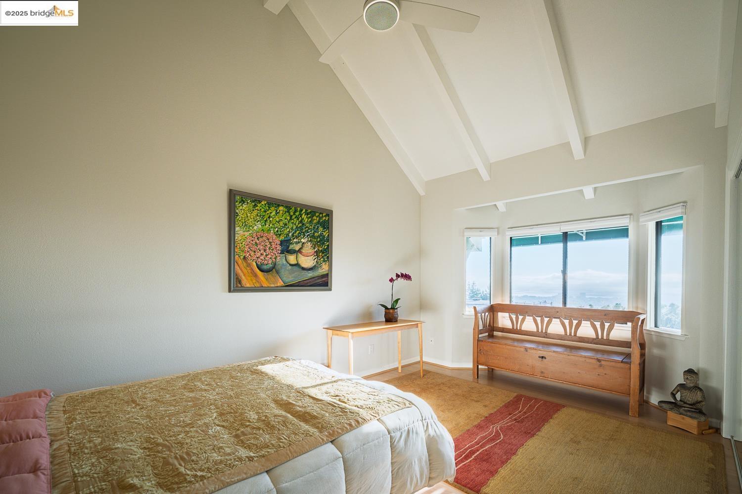Detail Gallery Image 14 of 31 For 40 Spy Glass Hill, Oakland,  CA 94618 - 1 Beds | 1 Baths