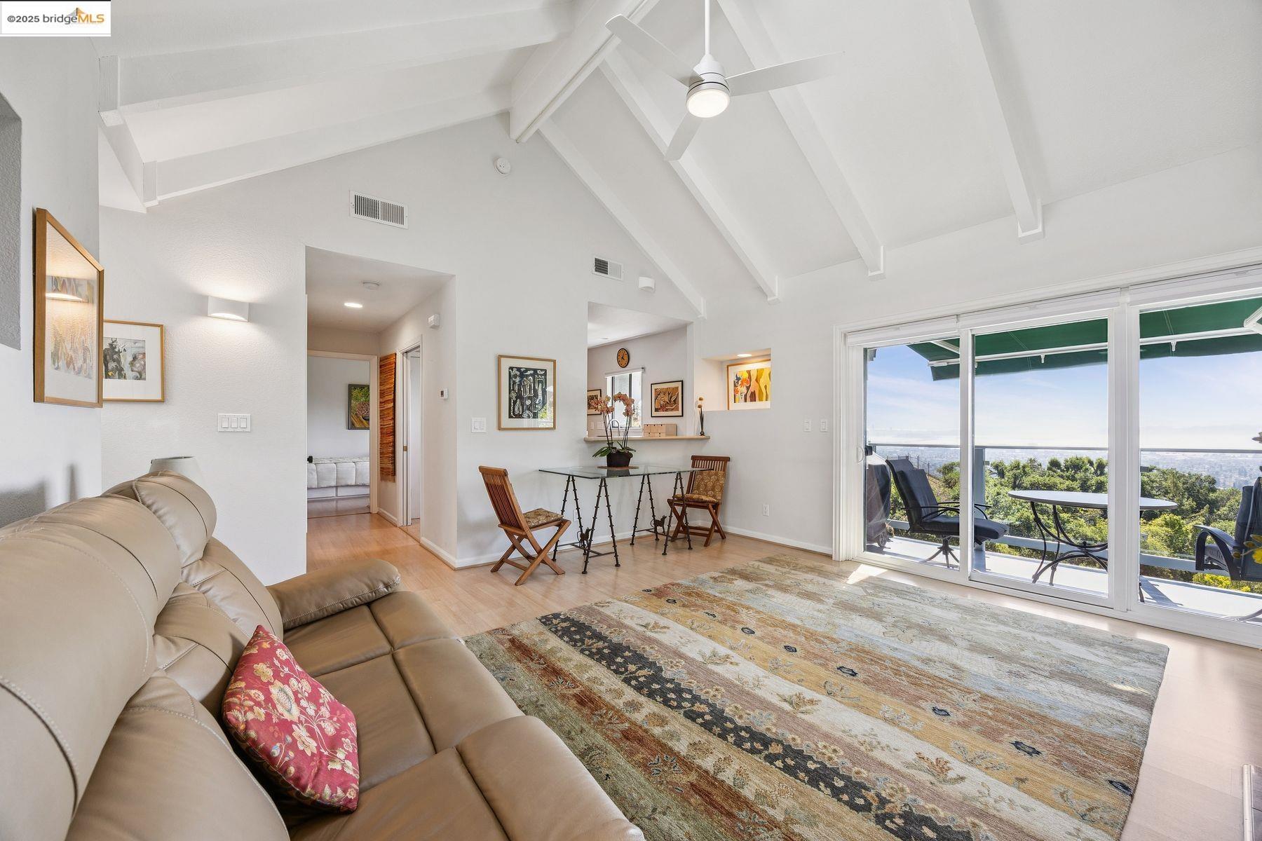 Photo #9: 41107487 Listing: Photo #9