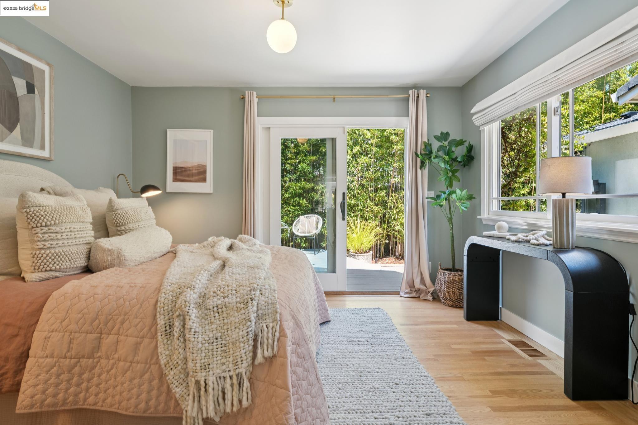 Detail Gallery Image 20 of 49 For 406 62nd St, Oakland,  CA 94609 - 3 Beds | 2 Baths