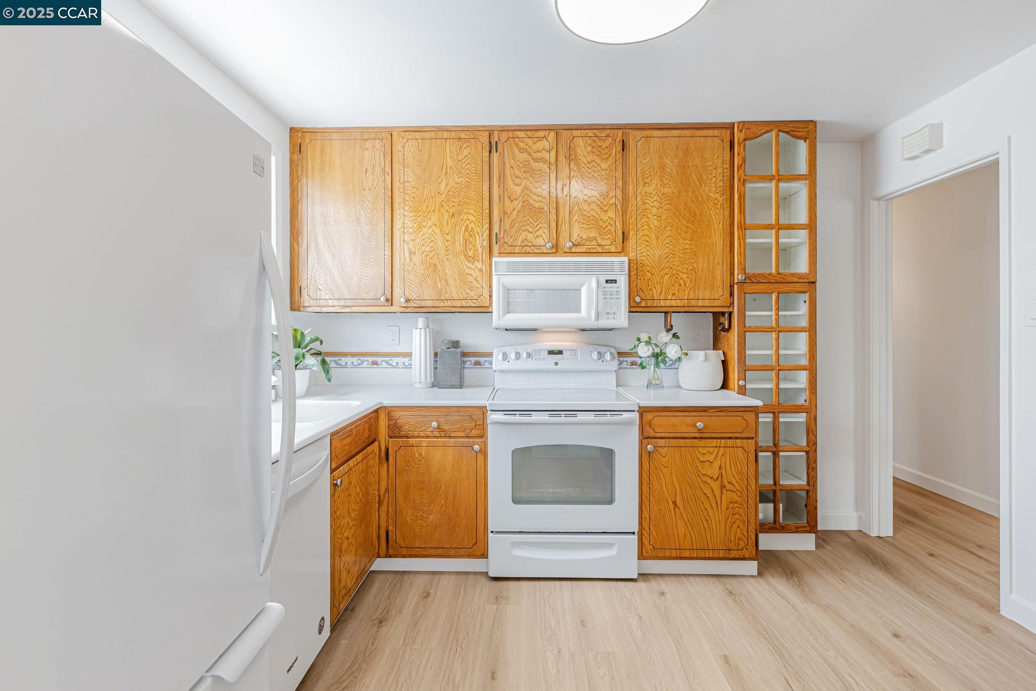 Detail Gallery Image 12 of 33 For 43 Shipley Ave, Daly City,  CA 94015 - 3 Beds | 2 Baths