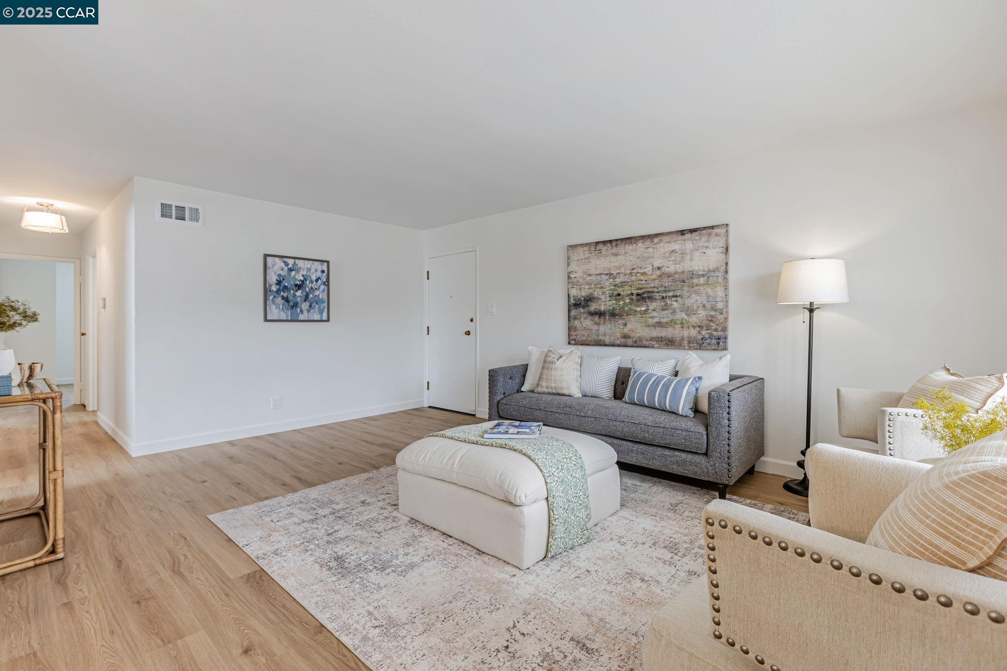 Detail Gallery Image 6 of 33 For 43 Shipley Ave, Daly City,  CA 94015 - 3 Beds | 2 Baths