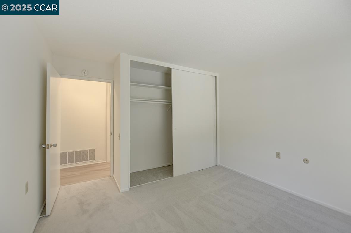 Photo #27: 41107492 Listing: Photo #27