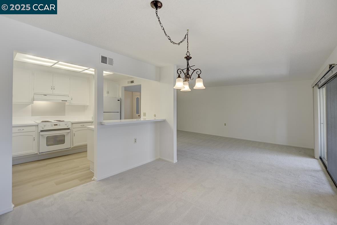 Photo #4: 41107492 Listing 