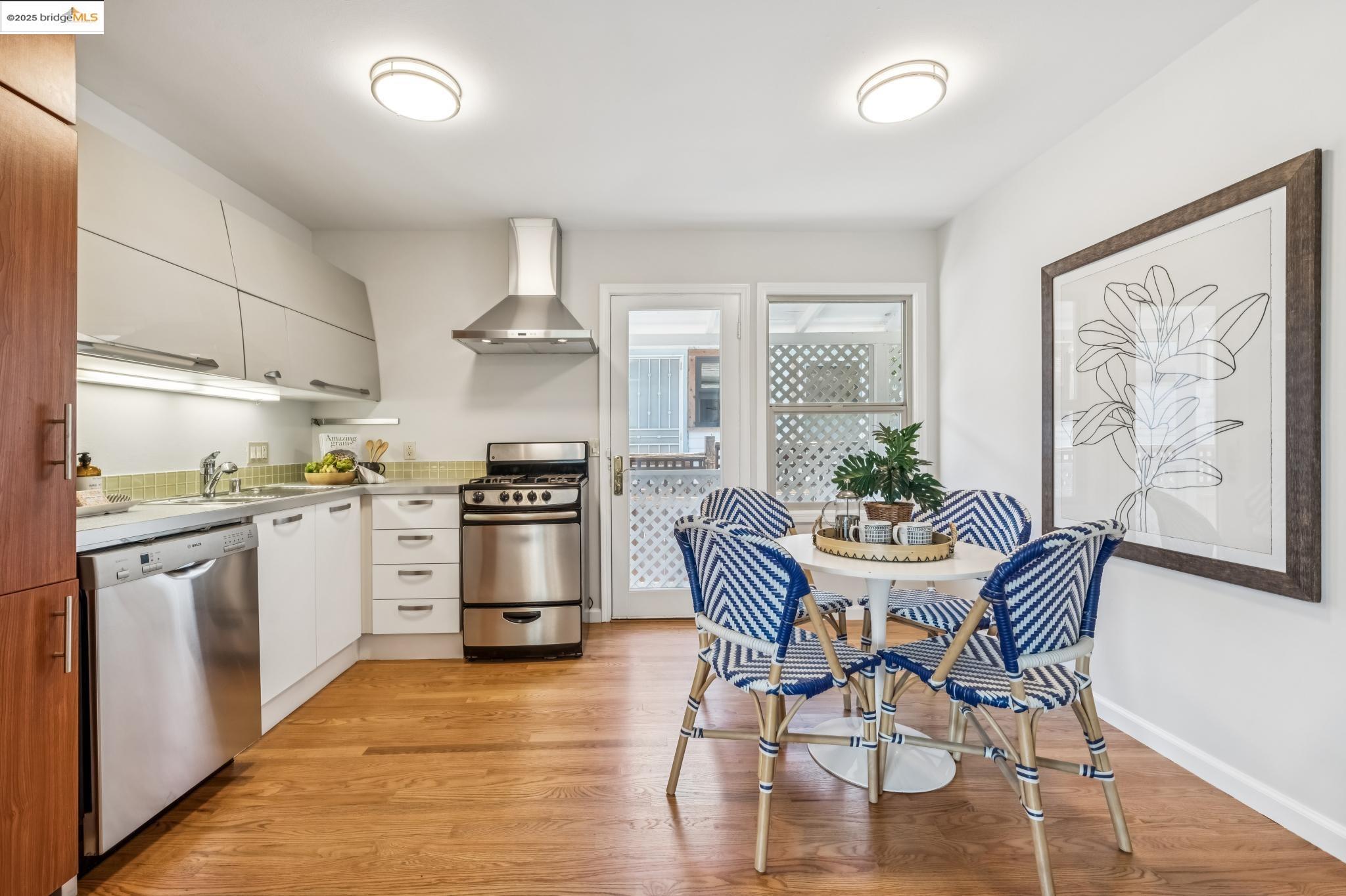 Detail Gallery Image 38 of 60 For 1708 Derby St, Berkeley,  CA 94703 - – Beds | – Baths