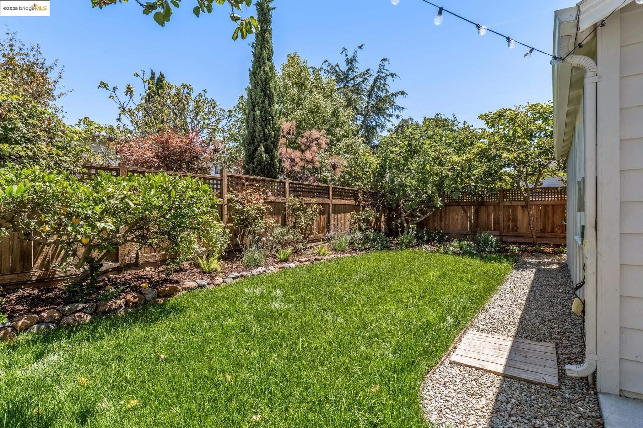 Detail Gallery Image 46 of 60 For 1708 Derby St, Berkeley,  CA 94703 - – Beds | – Baths