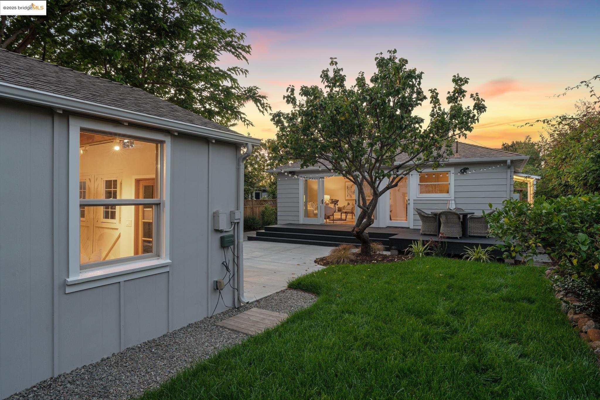 Detail Gallery Image 54 of 60 For 1708 Derby St, Berkeley,  CA 94703 - – Beds | – Baths