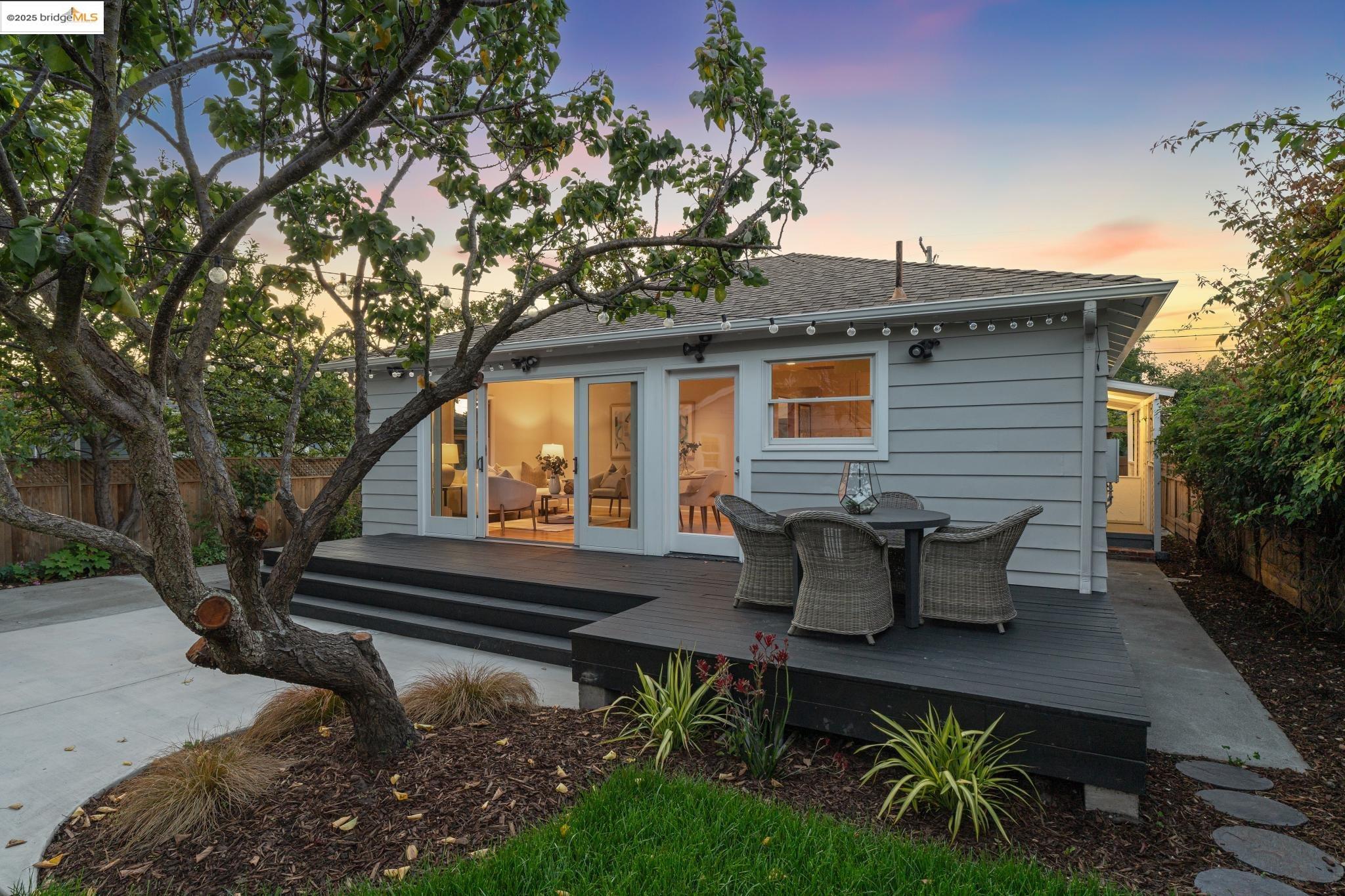 Detail Gallery Image 55 of 60 For 1708 Derby St, Berkeley,  CA 94703 - – Beds | – Baths