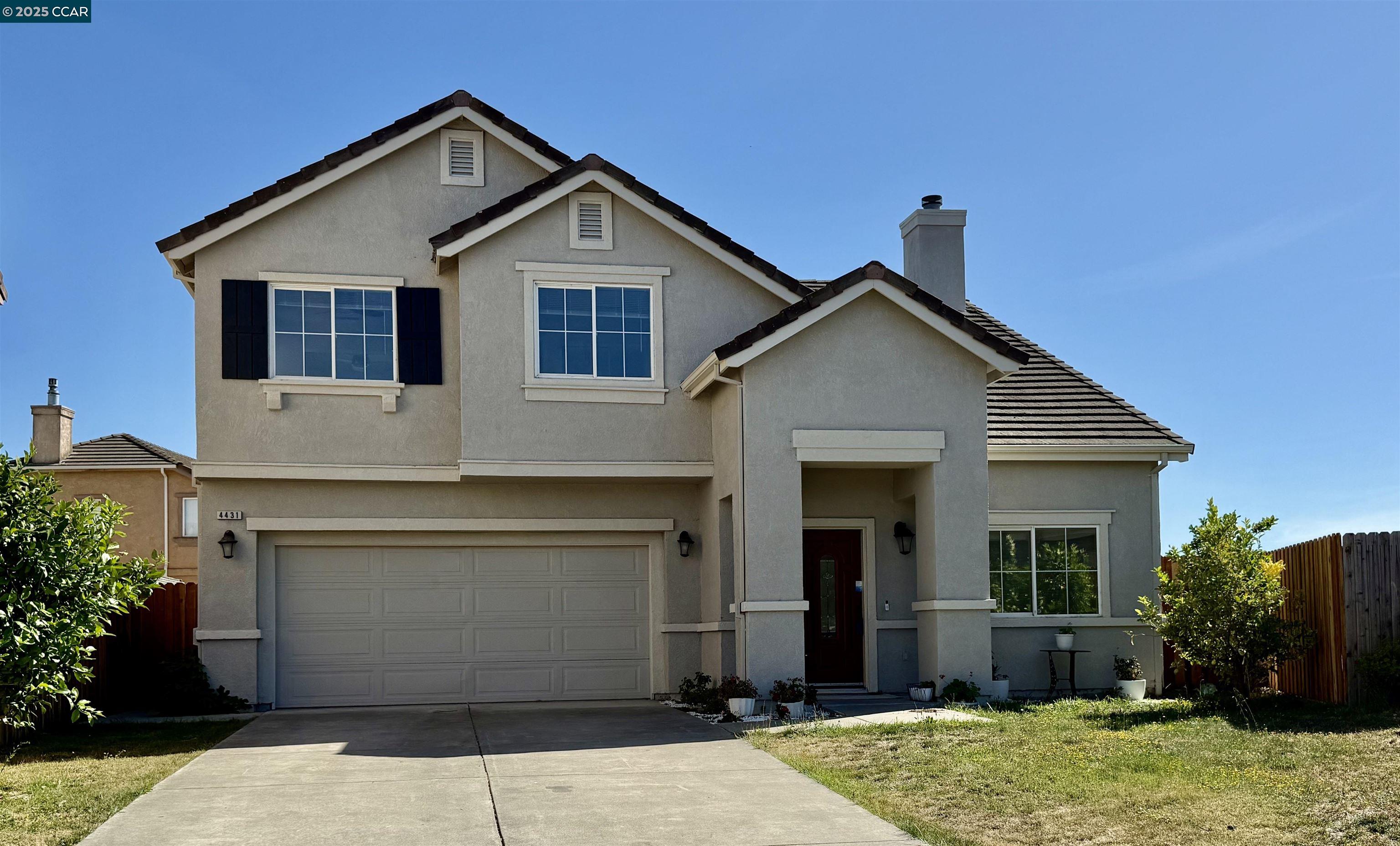 Detail Gallery Image 1 of 29 For 4431 Meadow Valley Cir, Fairfield,  CA 94534 - 4 Beds | 2/1 Baths
