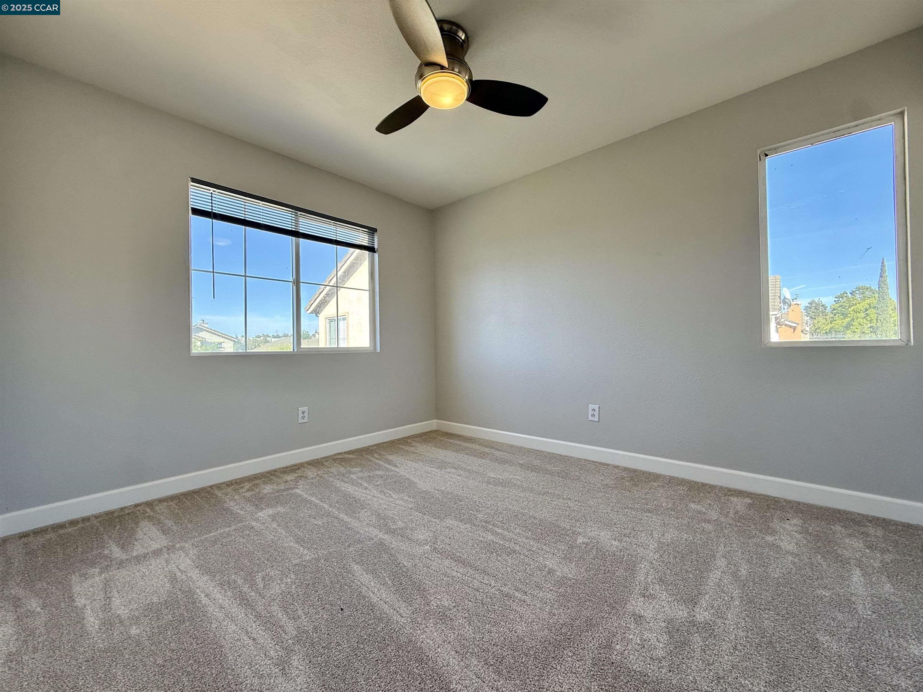 Detail Gallery Image 19 of 29 For 4431 Meadow Valley Cir, Fairfield,  CA 94534 - 4 Beds | 2/1 Baths