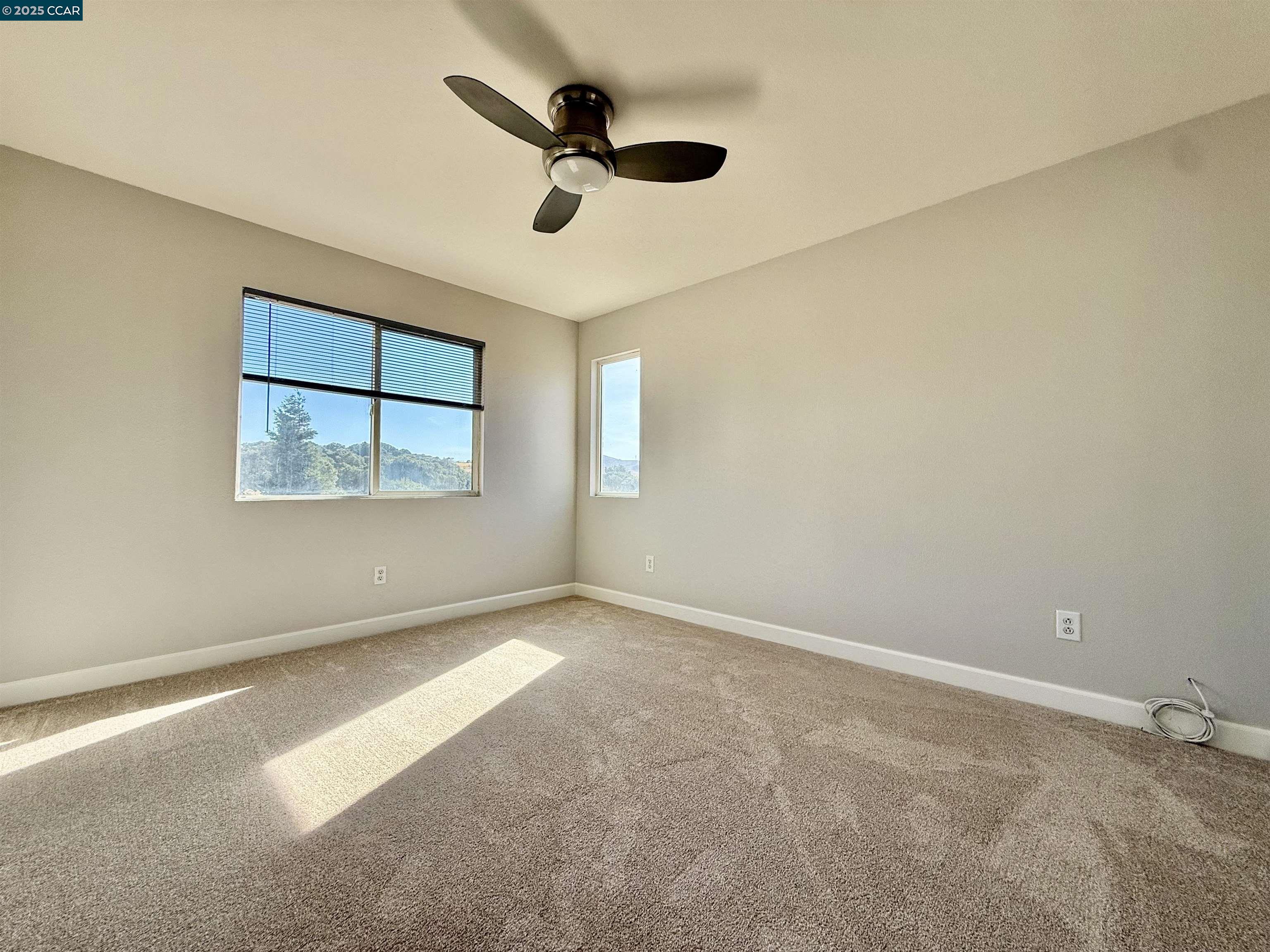 Detail Gallery Image 21 of 29 For 4431 Meadow Valley Cir, Fairfield,  CA 94534 - 4 Beds | 2/1 Baths