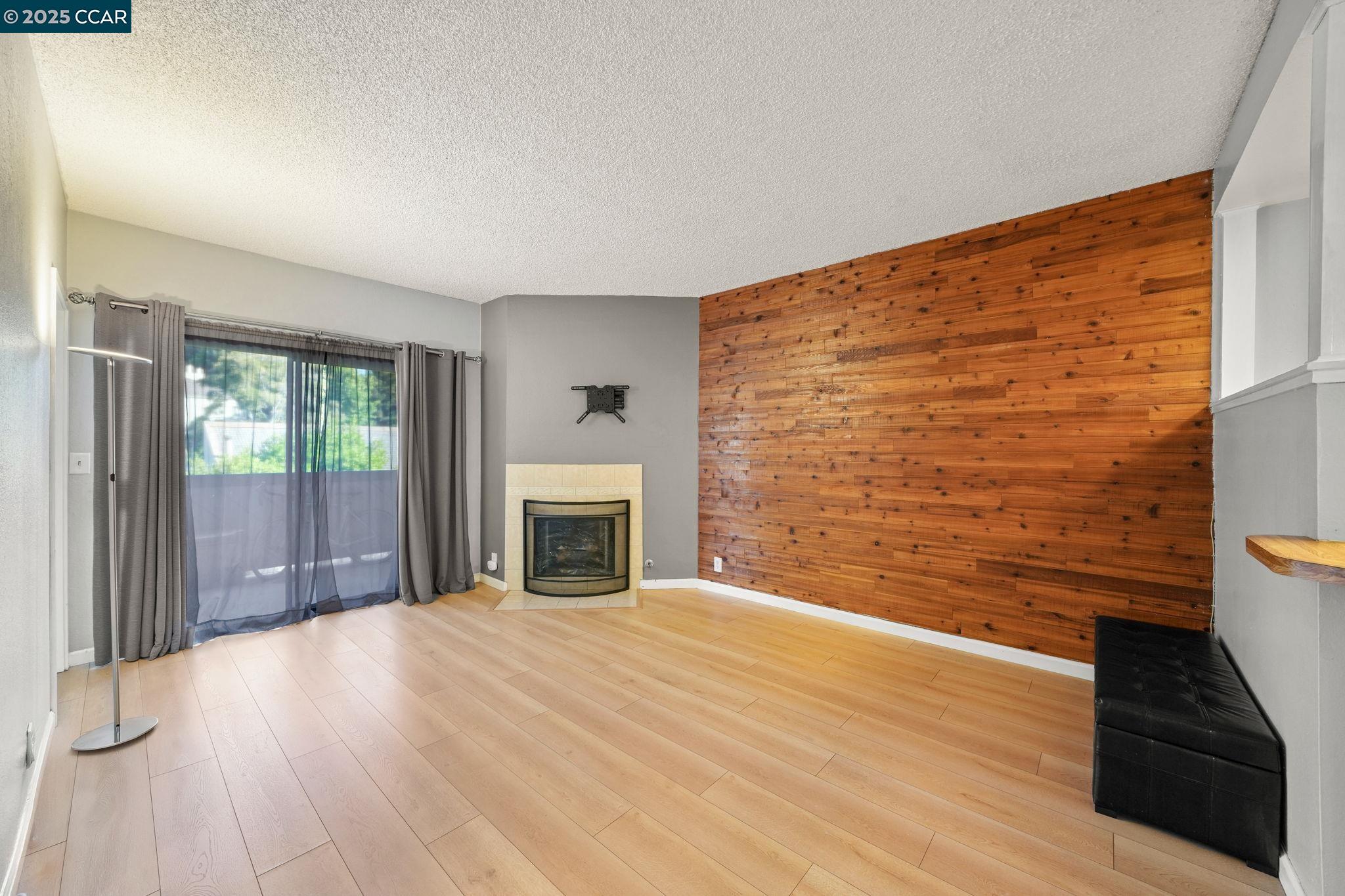 Photo #11: 41107496 Listing: Photo #11