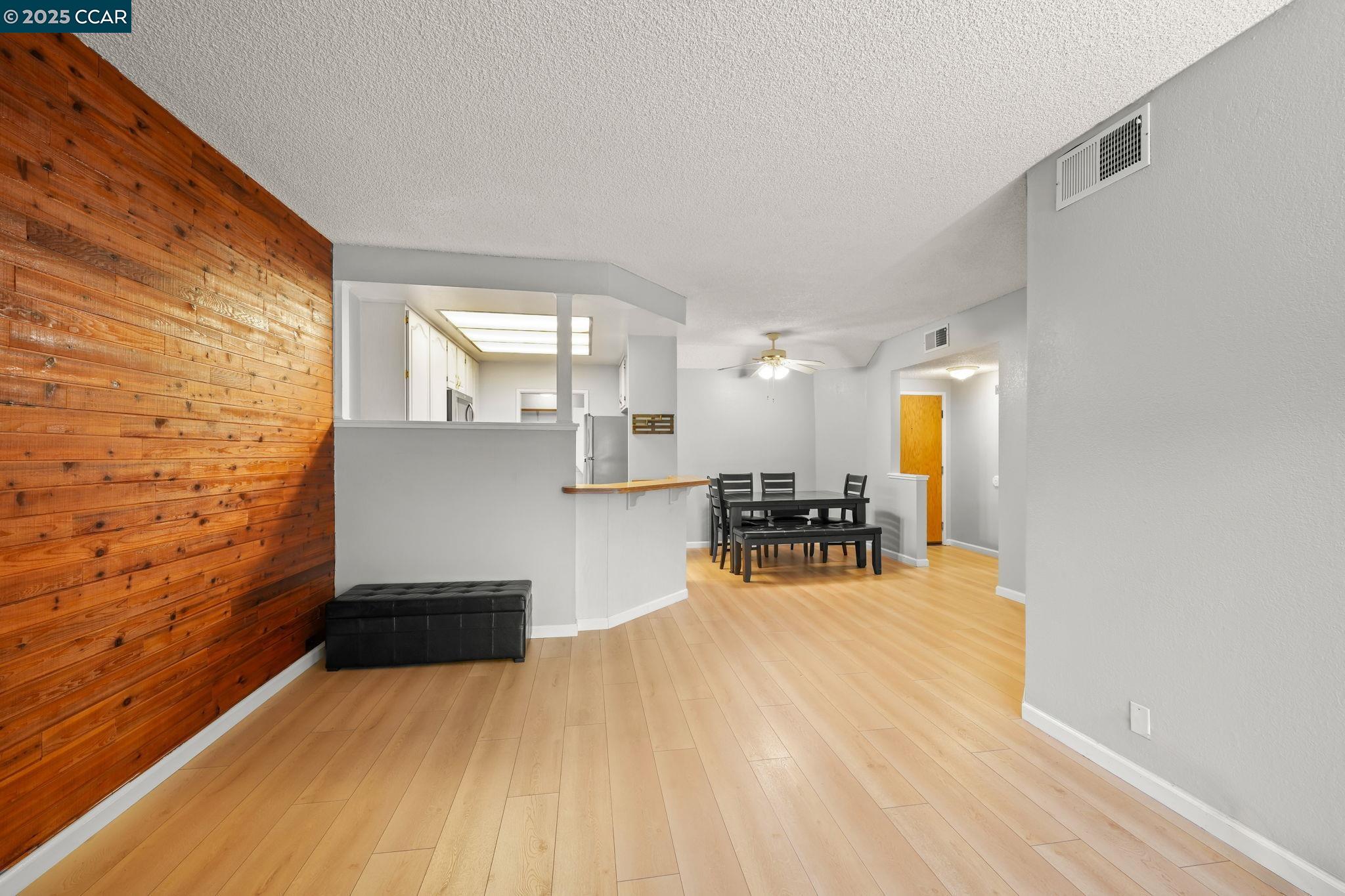 Photo #13: 41107496 Listing: Photo #13