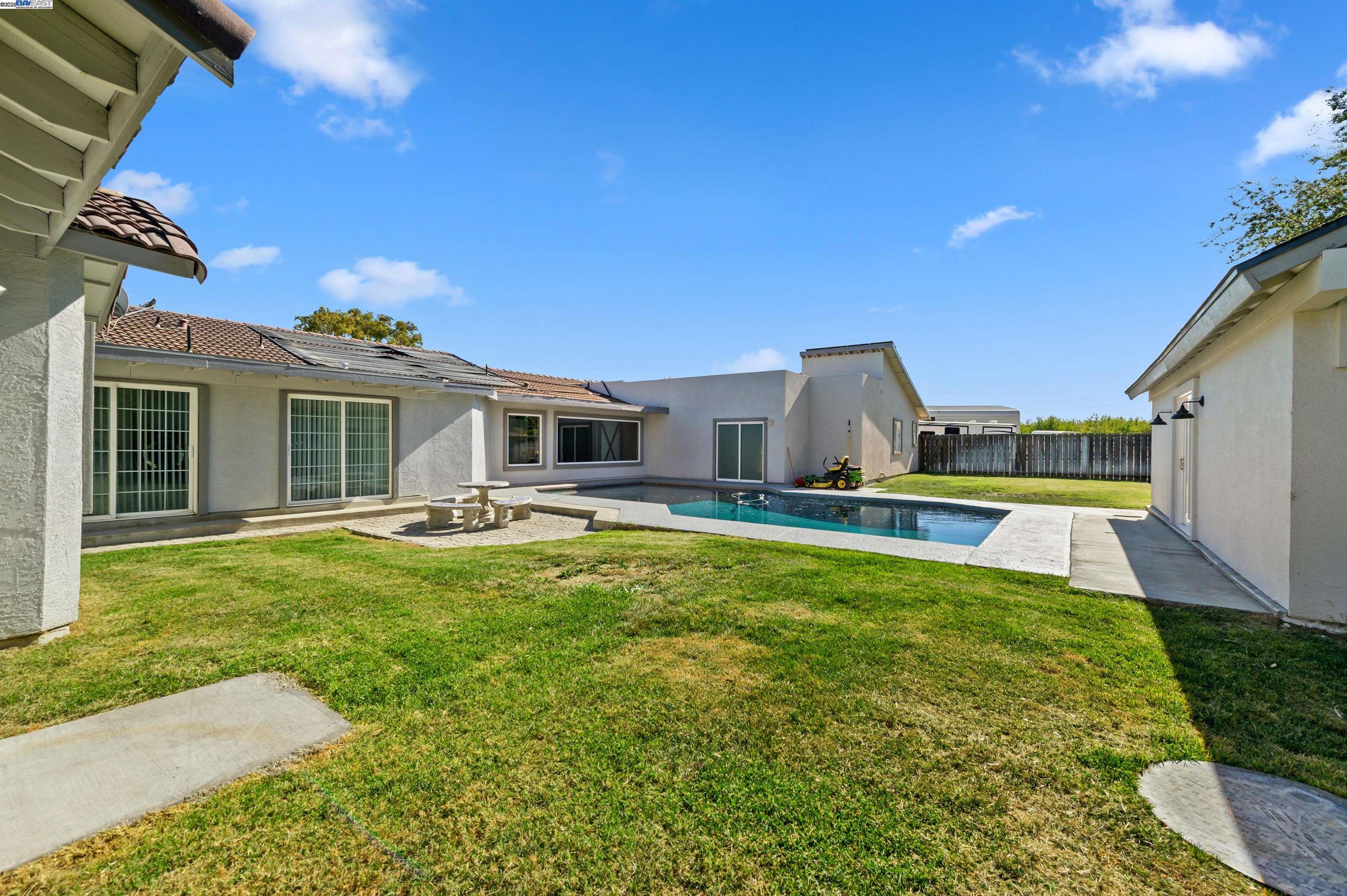Detail Gallery Image 50 of 60 For 23551 Rancho Ramon Ct, Tracy,  CA 95304 - 6 Beds | 3 Baths