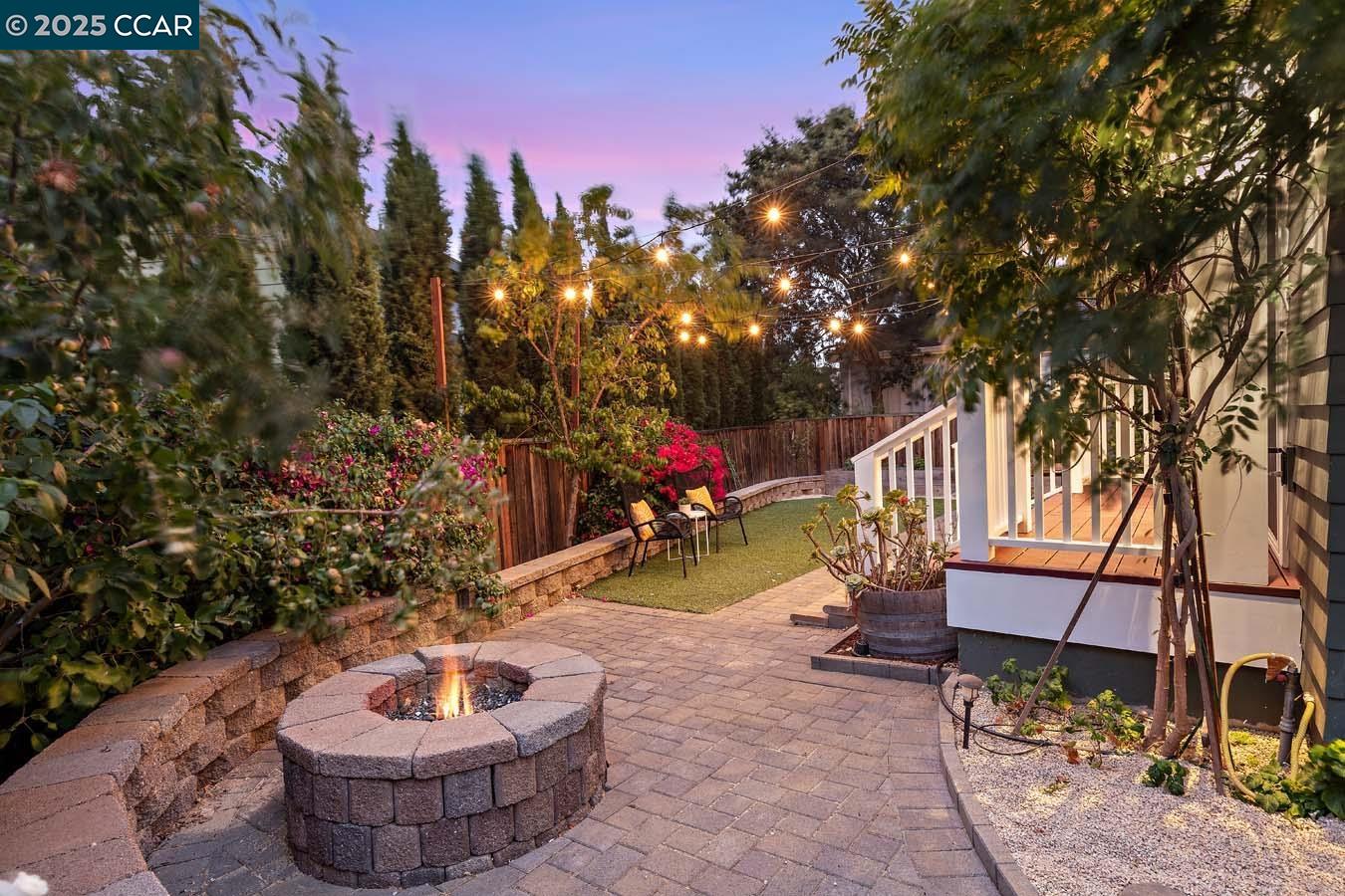 Detail Gallery Image 18 of 44 For 2166 Overlook Dr, Walnut Creek,  CA 94597 - 4 Beds | 3/1 Baths
