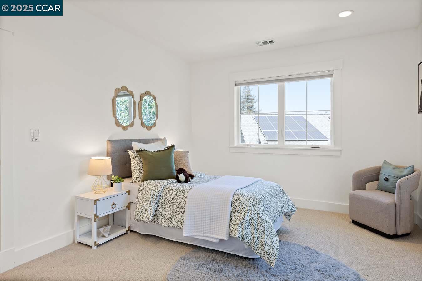 Detail Gallery Image 32 of 44 For 2166 Overlook Dr, Walnut Creek,  CA 94597 - 4 Beds | 3/1 Baths