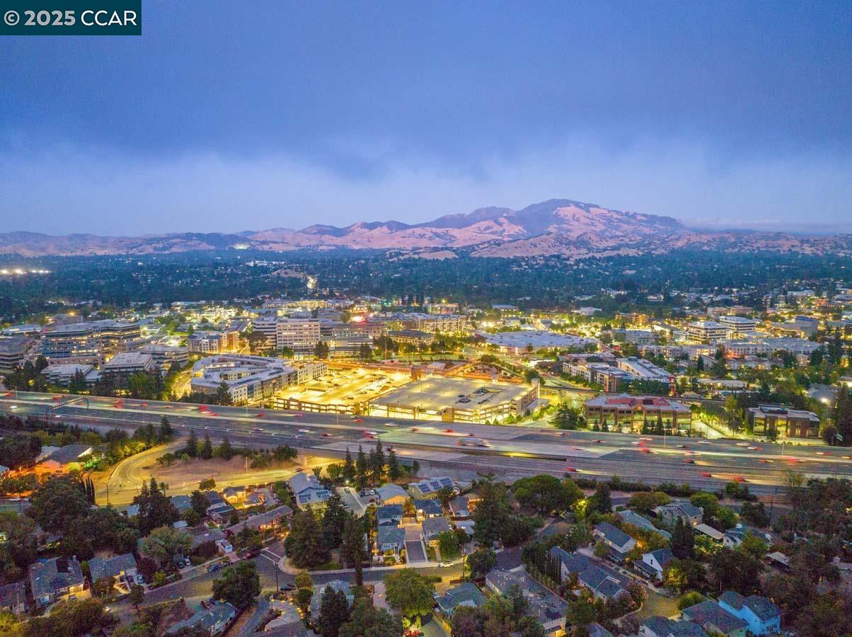 Detail Gallery Image 44 of 44 For 2166 Overlook Dr, Walnut Creek,  CA 94597 - 4 Beds | 3/1 Baths