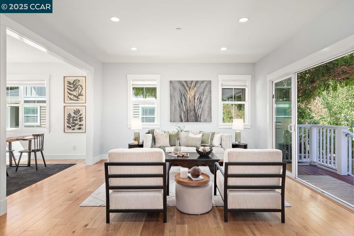 Detail Gallery Image 7 of 44 For 2166 Overlook Dr, Walnut Creek,  CA 94597 - 4 Beds | 3/1 Baths