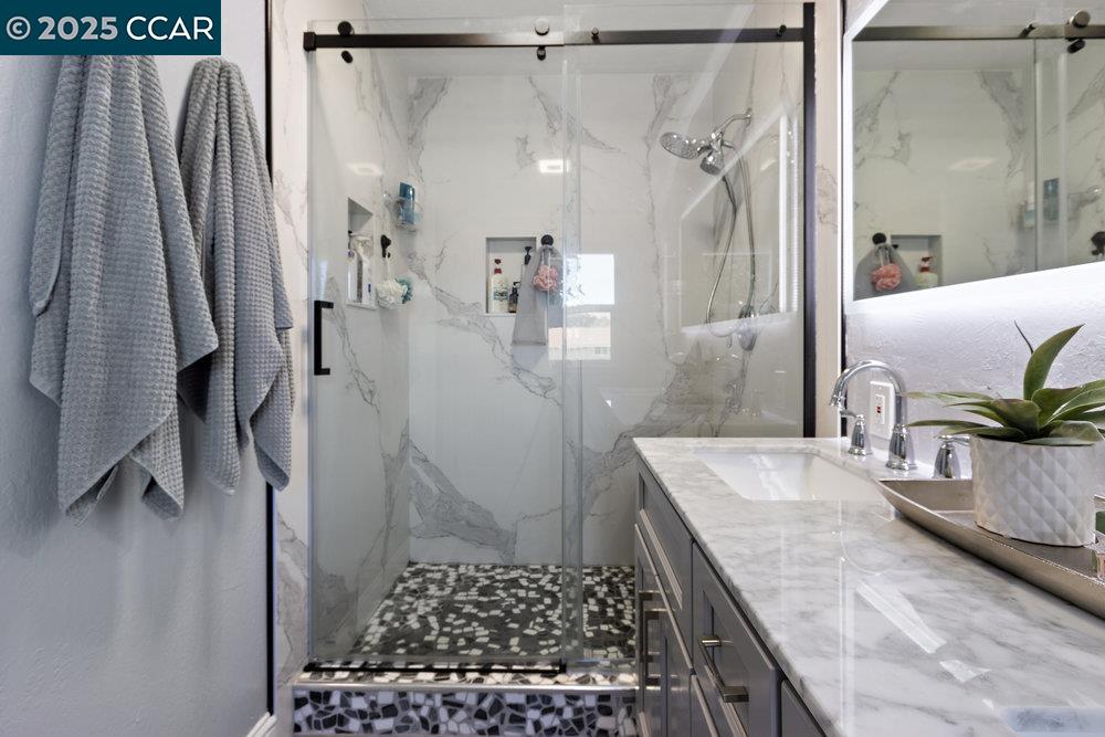Detail Gallery Image 16 of 27 For 5494 Haussner Dr, Concord,  CA 94521 - 3 Beds | 2 Baths