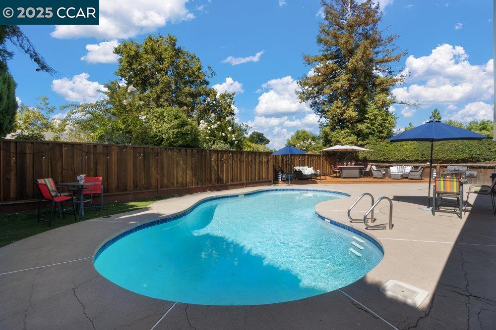 Detail Gallery Image 21 of 27 For 5494 Haussner Dr, Concord,  CA 94521 - 3 Beds | 2 Baths