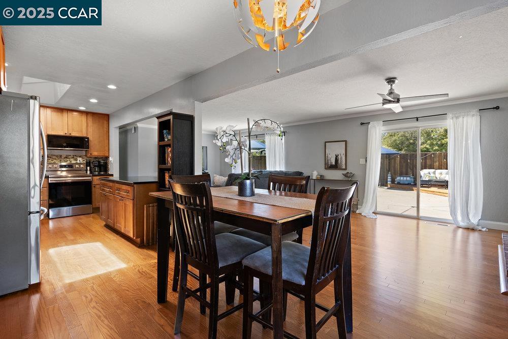 Detail Gallery Image 10 of 27 For 5494 Haussner Dr, Concord,  CA 94521 - 3 Beds | 2 Baths