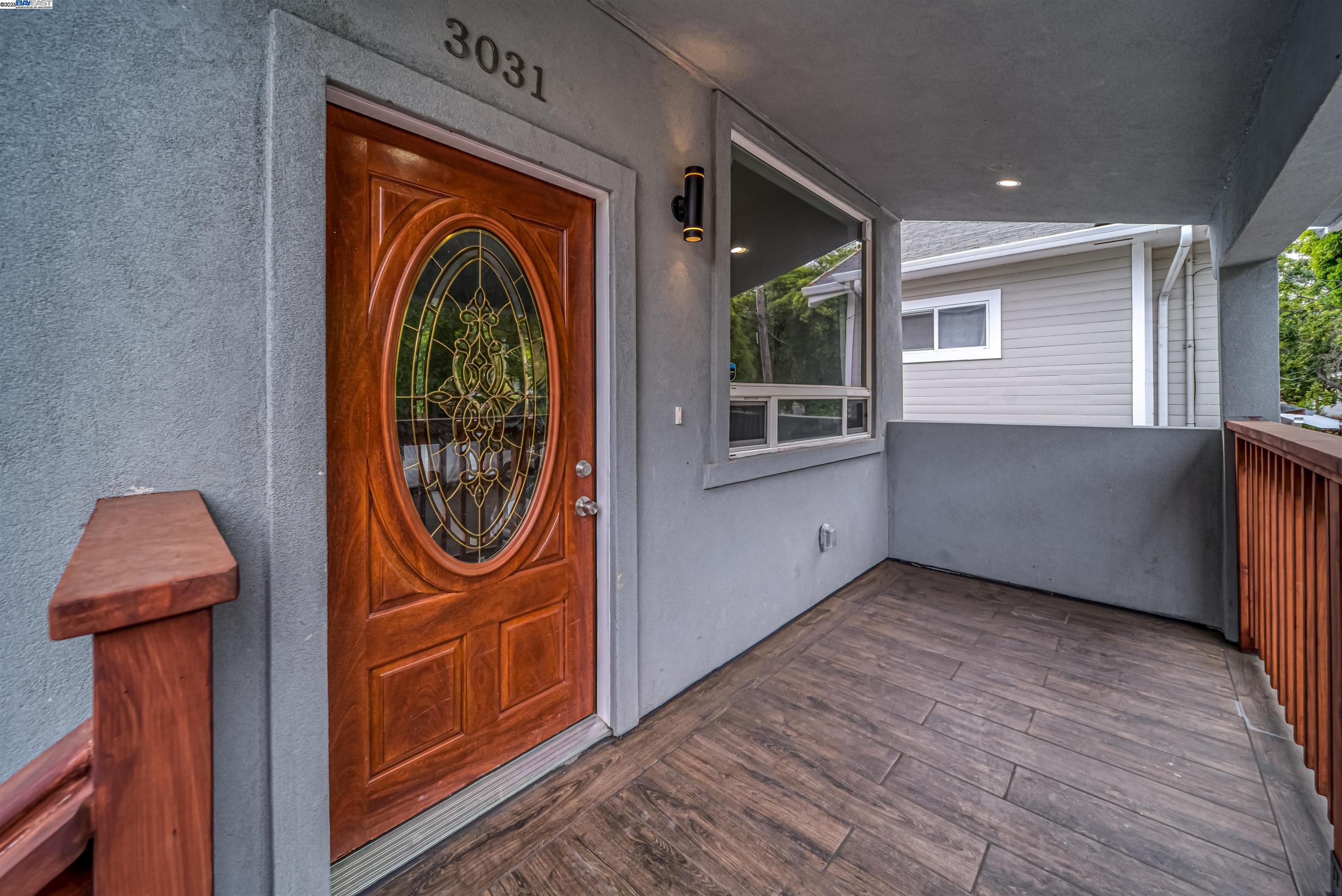 Detail Gallery Image 2 of 33 For 3031 Logan St, Oakland,  CA 94601 - – Beds | – Baths