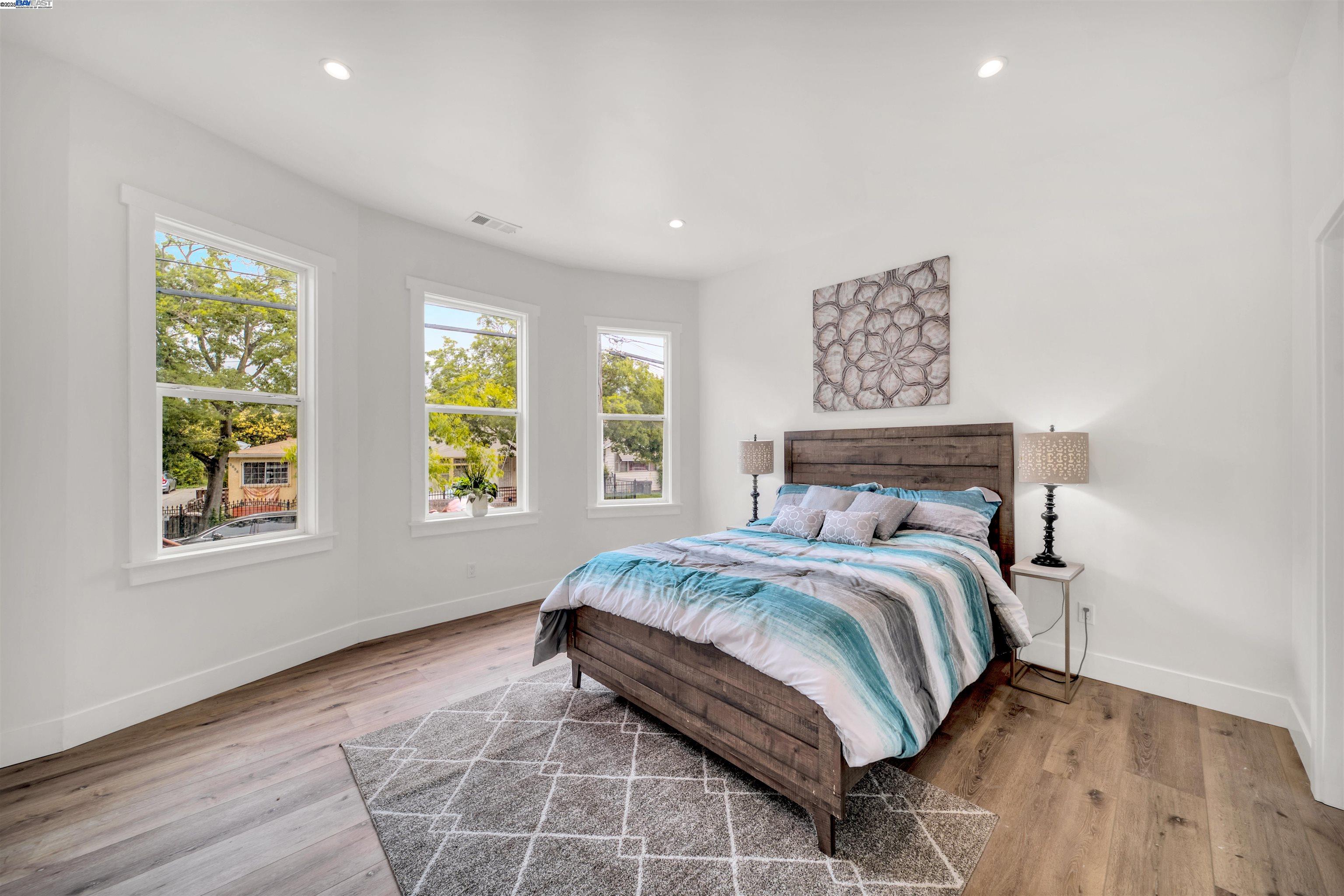 Detail Gallery Image 18 of 33 For 3031 Logan St, Oakland,  CA 94601 - – Beds | – Baths