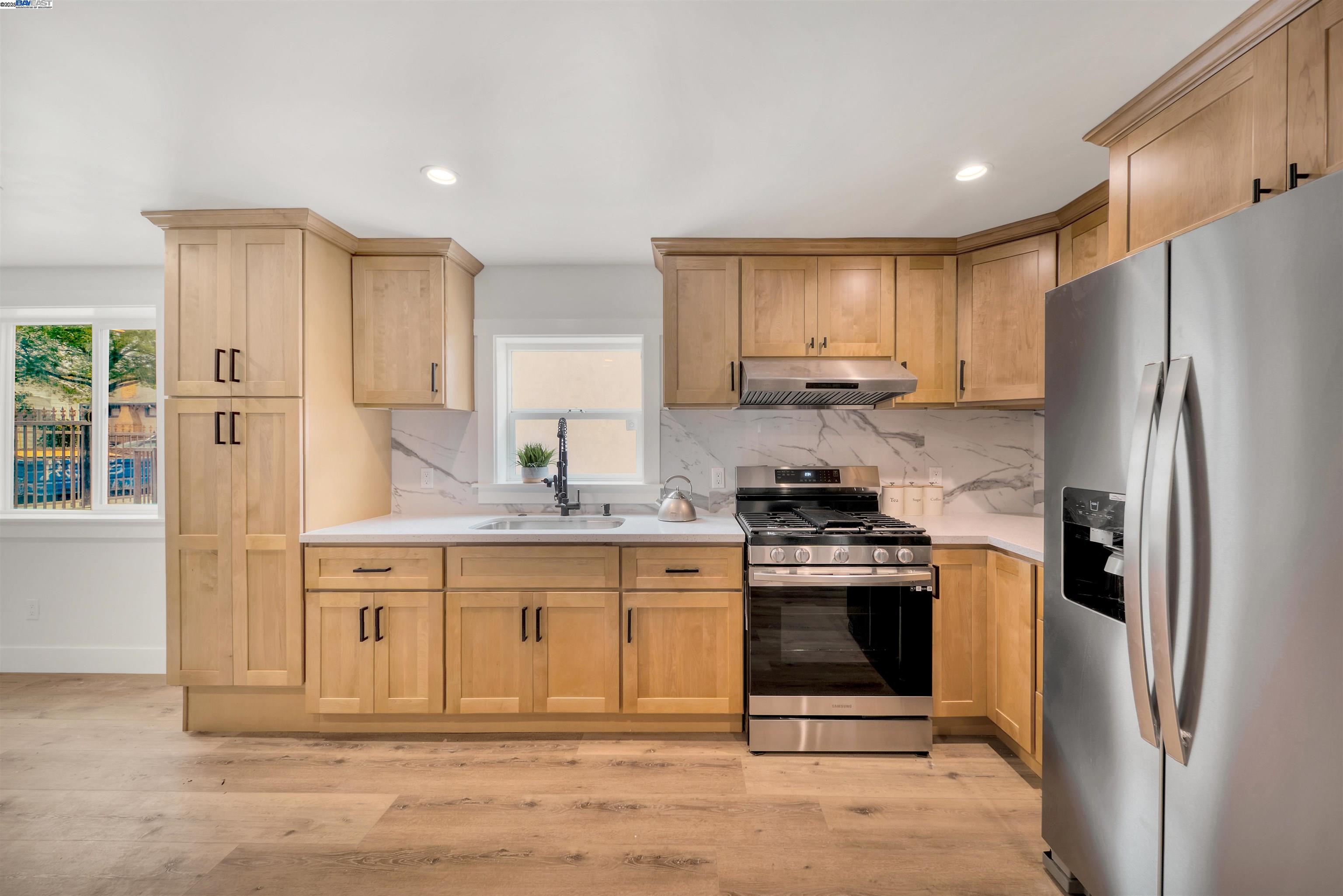 Detail Gallery Image 25 of 33 For 3031 Logan St, Oakland,  CA 94601 - – Beds | – Baths