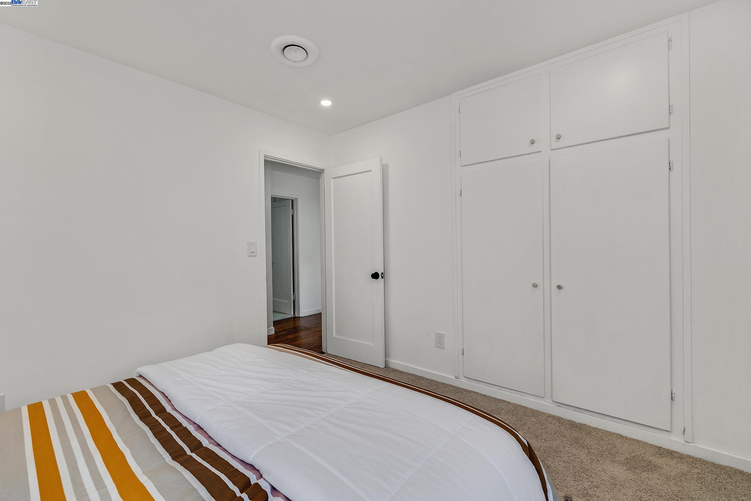 Detail Gallery Image 18 of 32 For 15833 via Toledo, San Lorenzo,  CA 94580 - 3 Beds | 1/1 Baths