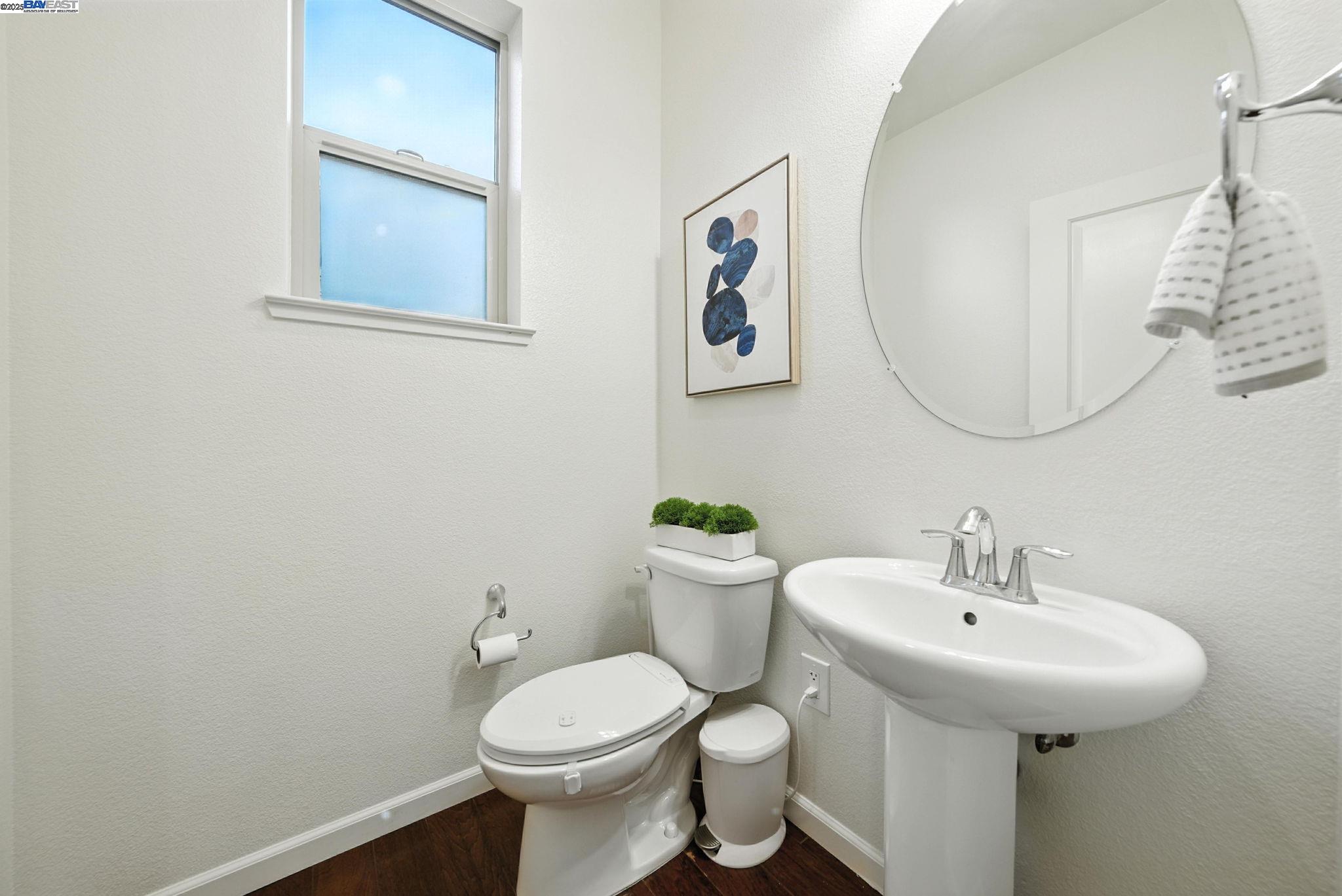 Detail Gallery Image 15 of 58 For 2702 Urbino Ct, San Jose,  CA 95111 - 3 Beds | 3/1 Baths