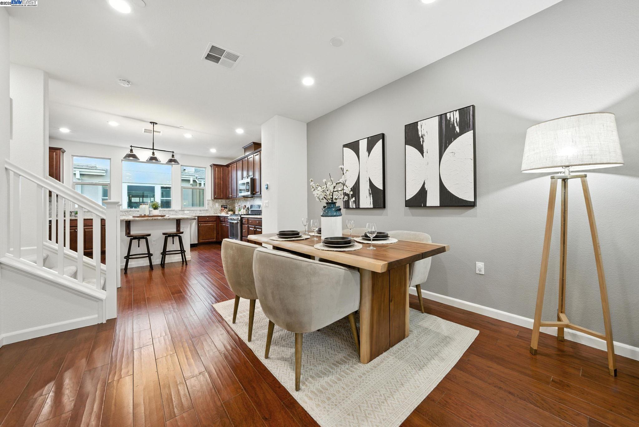 Detail Gallery Image 17 of 58 For 2702 Urbino Ct, San Jose,  CA 95111 - 3 Beds | 3/1 Baths
