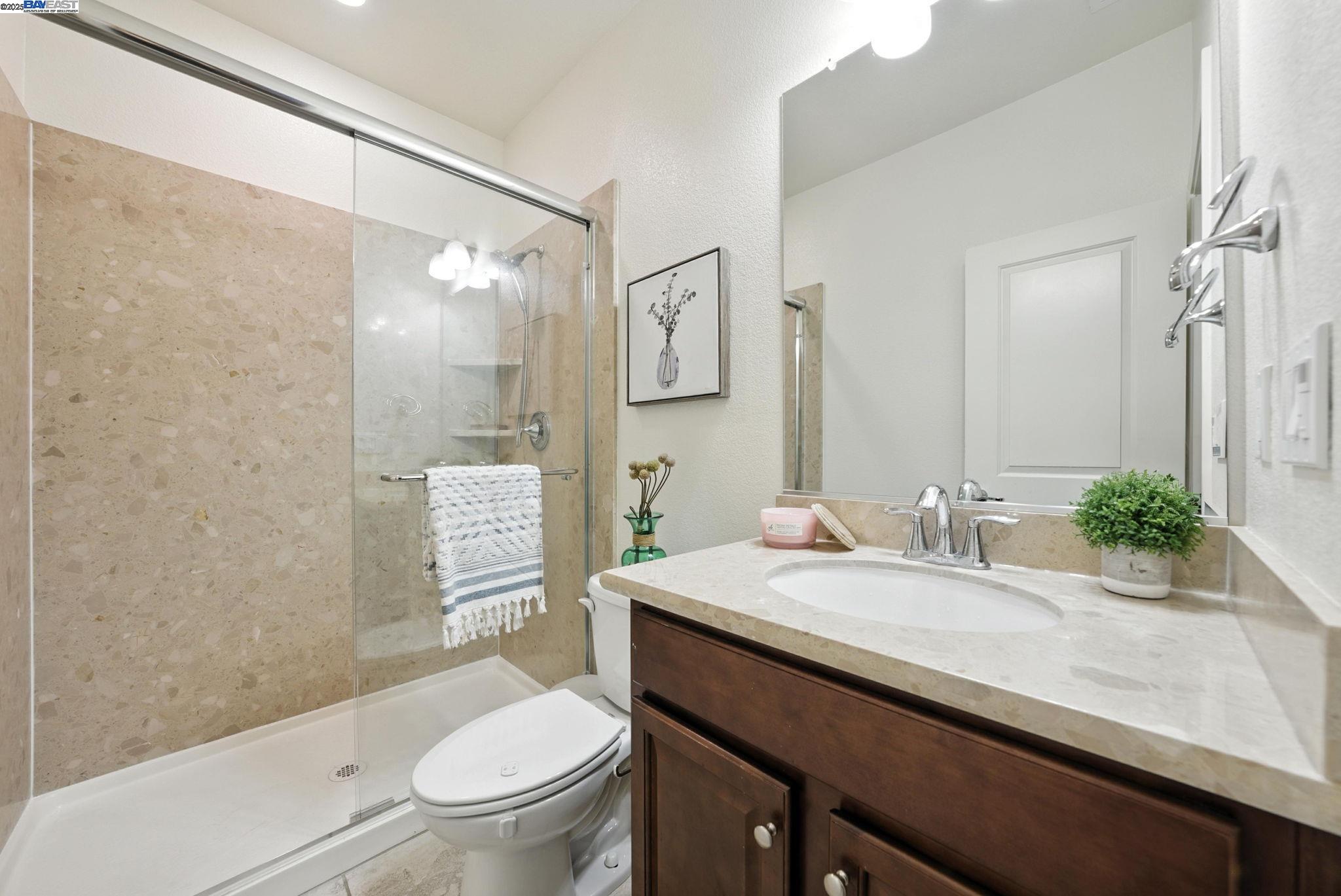 Detail Gallery Image 10 of 58 For 2702 Urbino Ct, San Jose,  CA 95111 - 3 Beds | 3/1 Baths