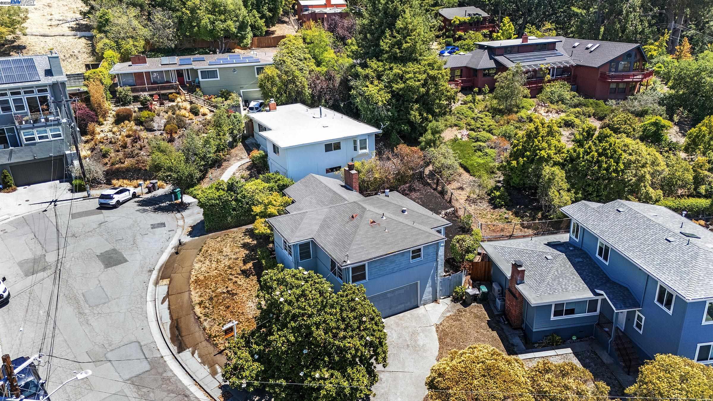 Detail Gallery Image 40 of 48 For 5040 Pierpoint Ave, Oakland,  CA 94602 - 2 Beds | 1/1 Baths