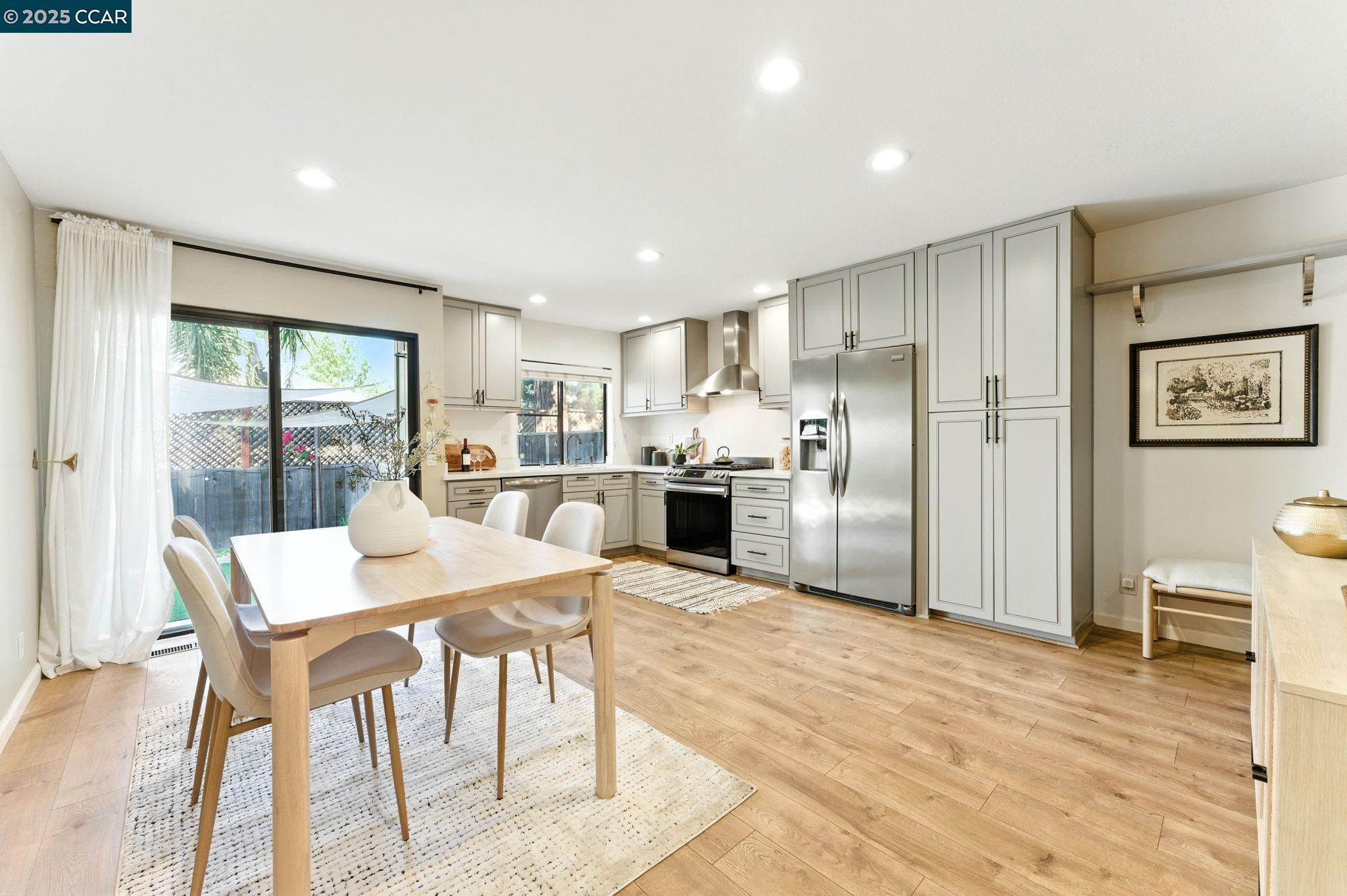 Detail Gallery Image 17 of 46 For 1660 San Luis Rd, Walnut Creek,  CA 94595 - 2 Beds | 1/1 Baths