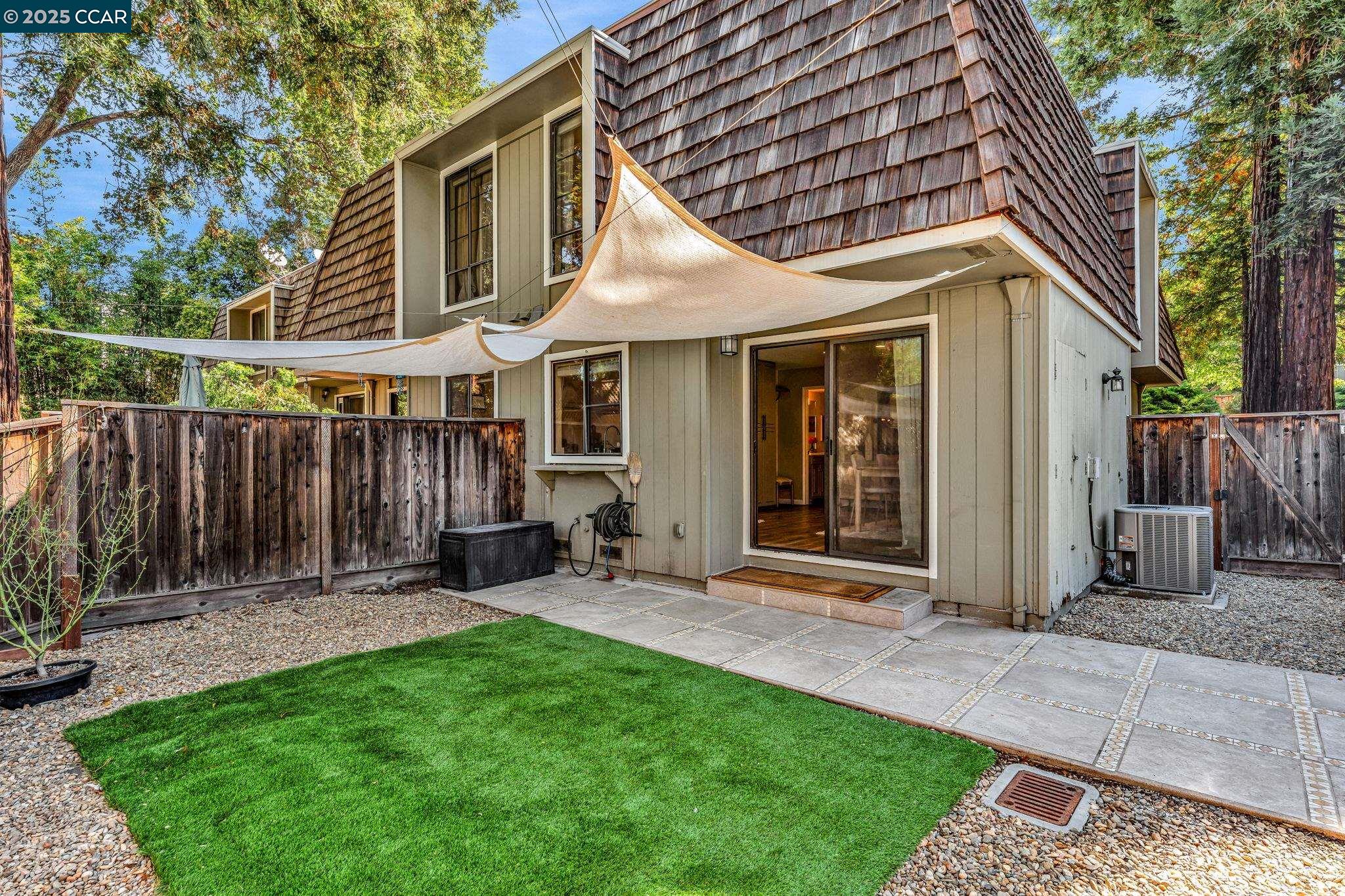 Detail Gallery Image 39 of 46 For 1660 San Luis Rd, Walnut Creek,  CA 94595 - 2 Beds | 1/1 Baths