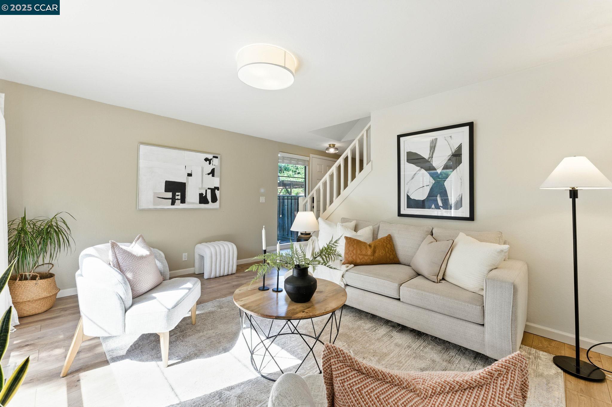 Detail Gallery Image 8 of 46 For 1660 San Luis Rd, Walnut Creek,  CA 94595 - 2 Beds | 1/1 Baths