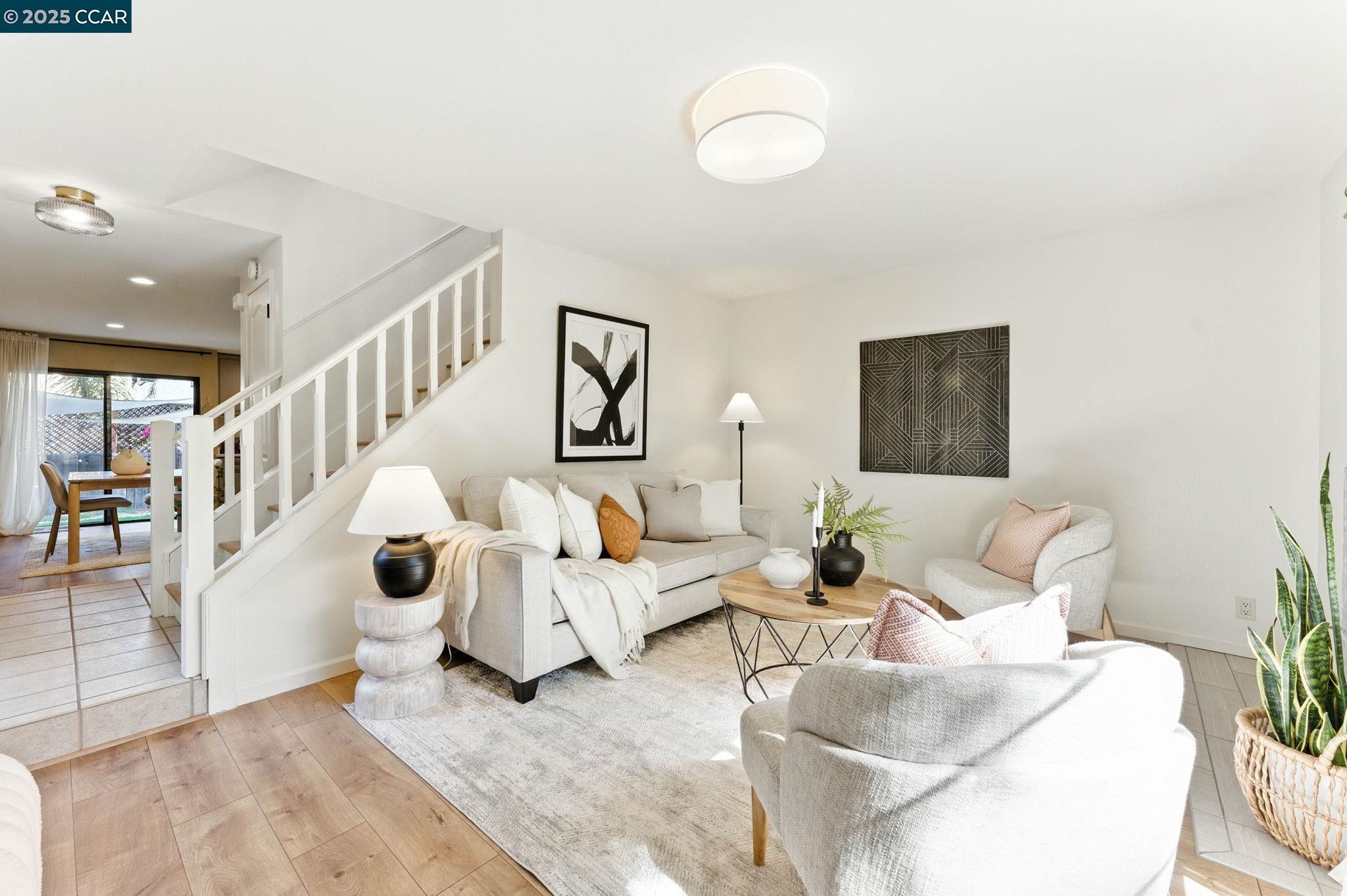 Detail Gallery Image 9 of 46 For 1660 San Luis Rd, Walnut Creek,  CA 94595 - 2 Beds | 1/1 Baths