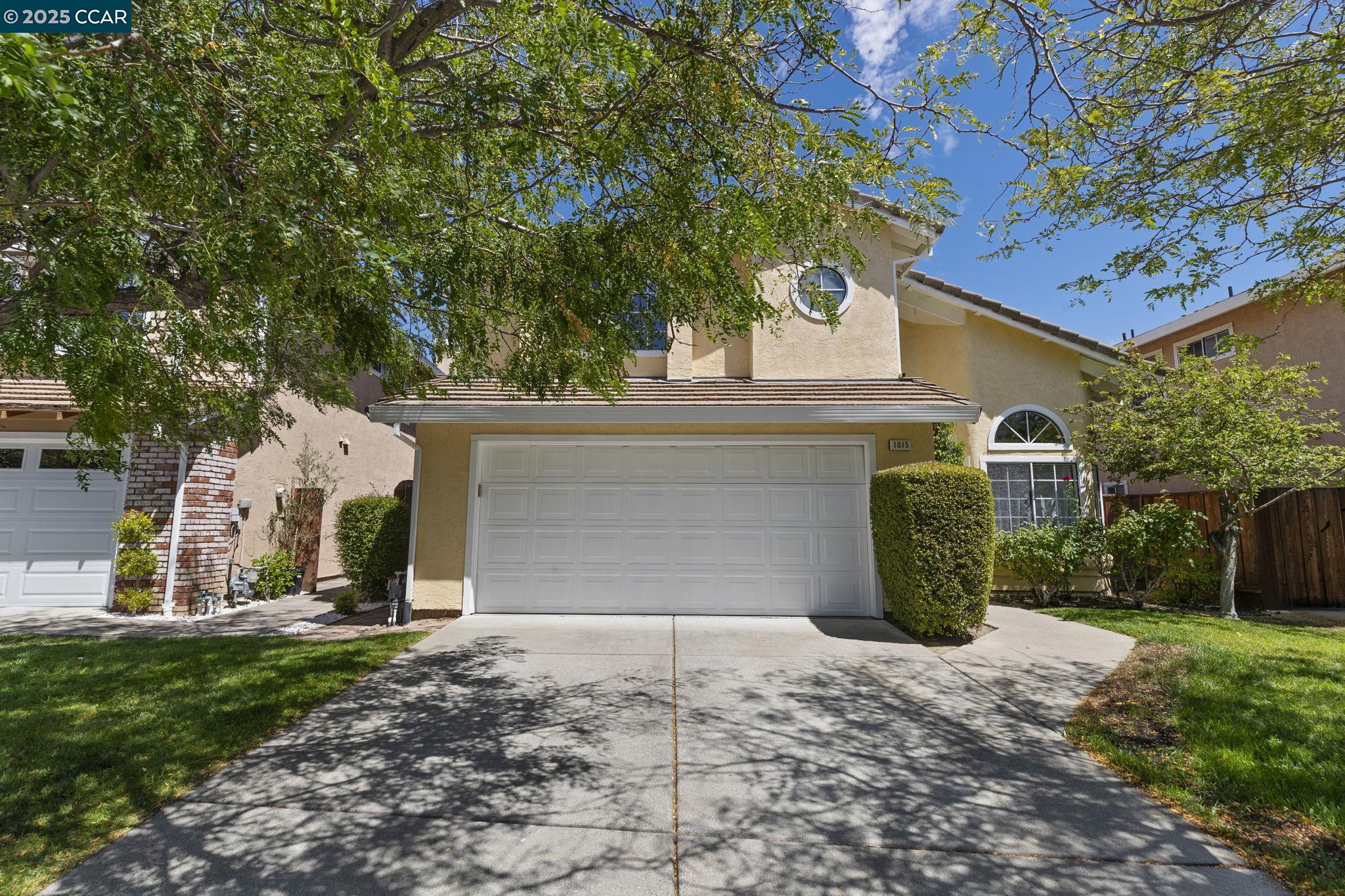 Detail Gallery Image 2 of 59 For 1015 Hidden Oak Ct, Concord,  CA 94521 - 3 Beds | 2/1 Baths