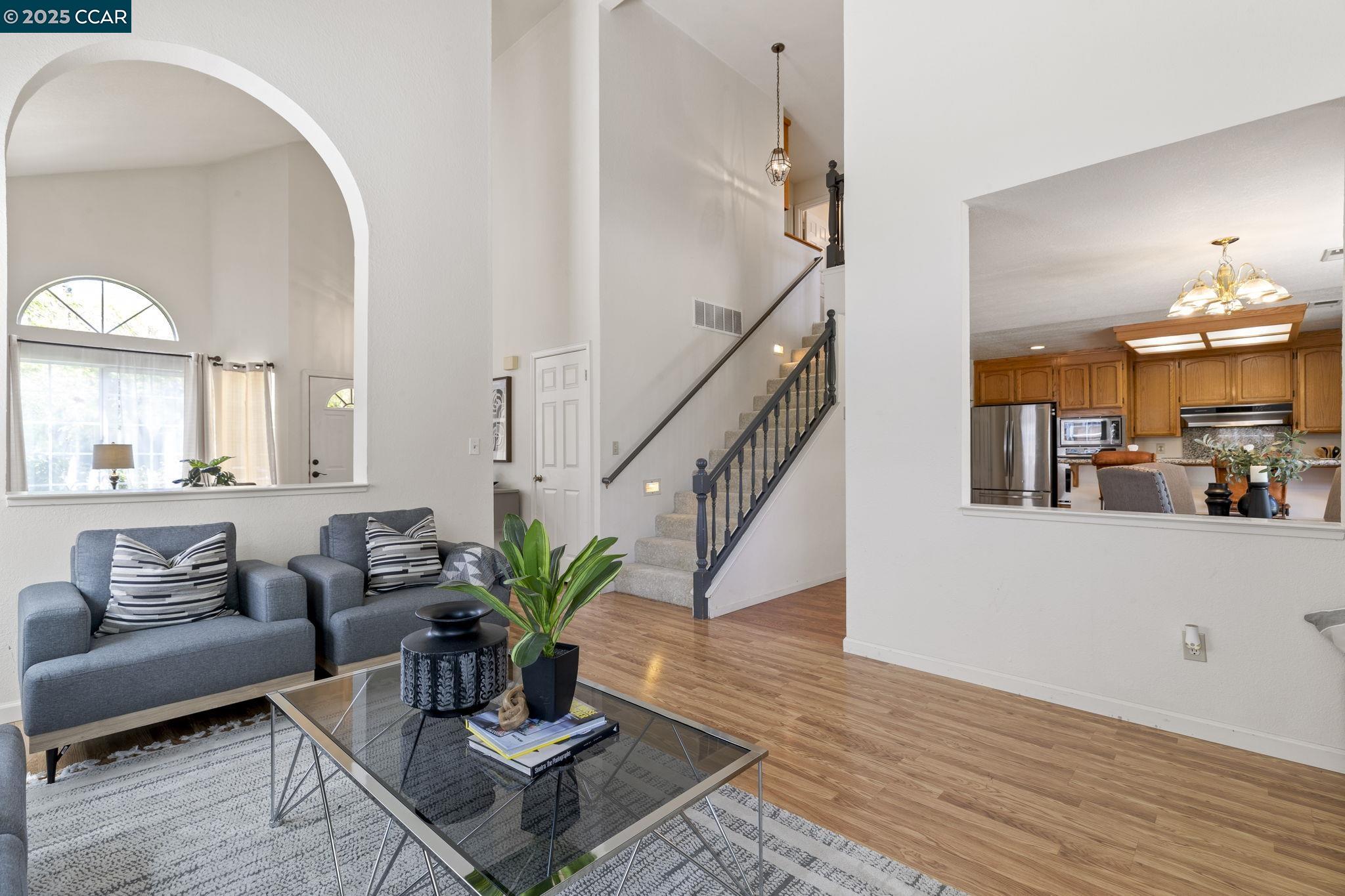 Detail Gallery Image 13 of 59 For 1015 Hidden Oak Ct, Concord,  CA 94521 - 3 Beds | 2/1 Baths