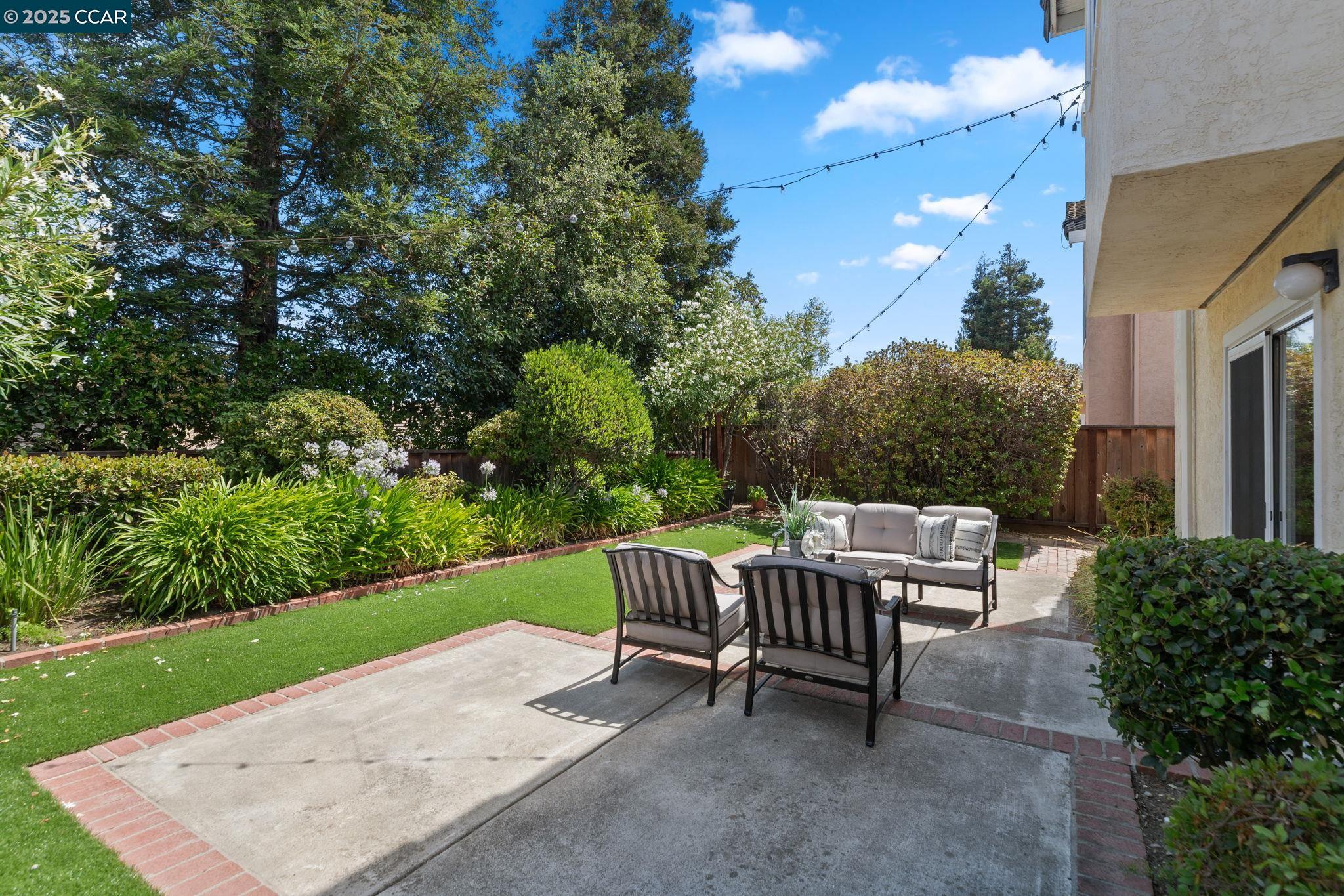 Detail Gallery Image 50 of 59 For 1015 Hidden Oak Ct, Concord,  CA 94521 - 3 Beds | 2/1 Baths