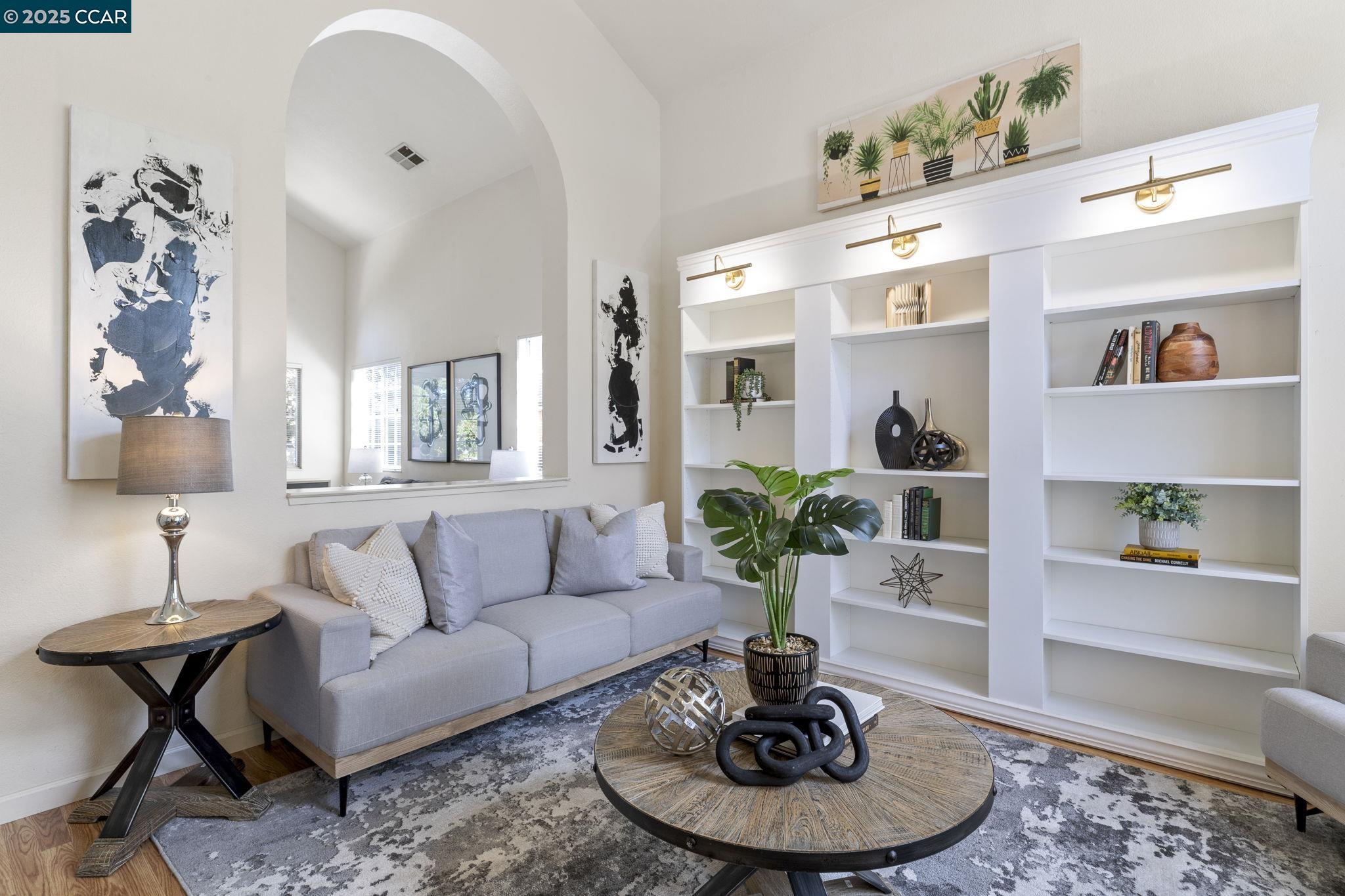Detail Gallery Image 6 of 59 For 1015 Hidden Oak Ct, Concord,  CA 94521 - 3 Beds | 2/1 Baths