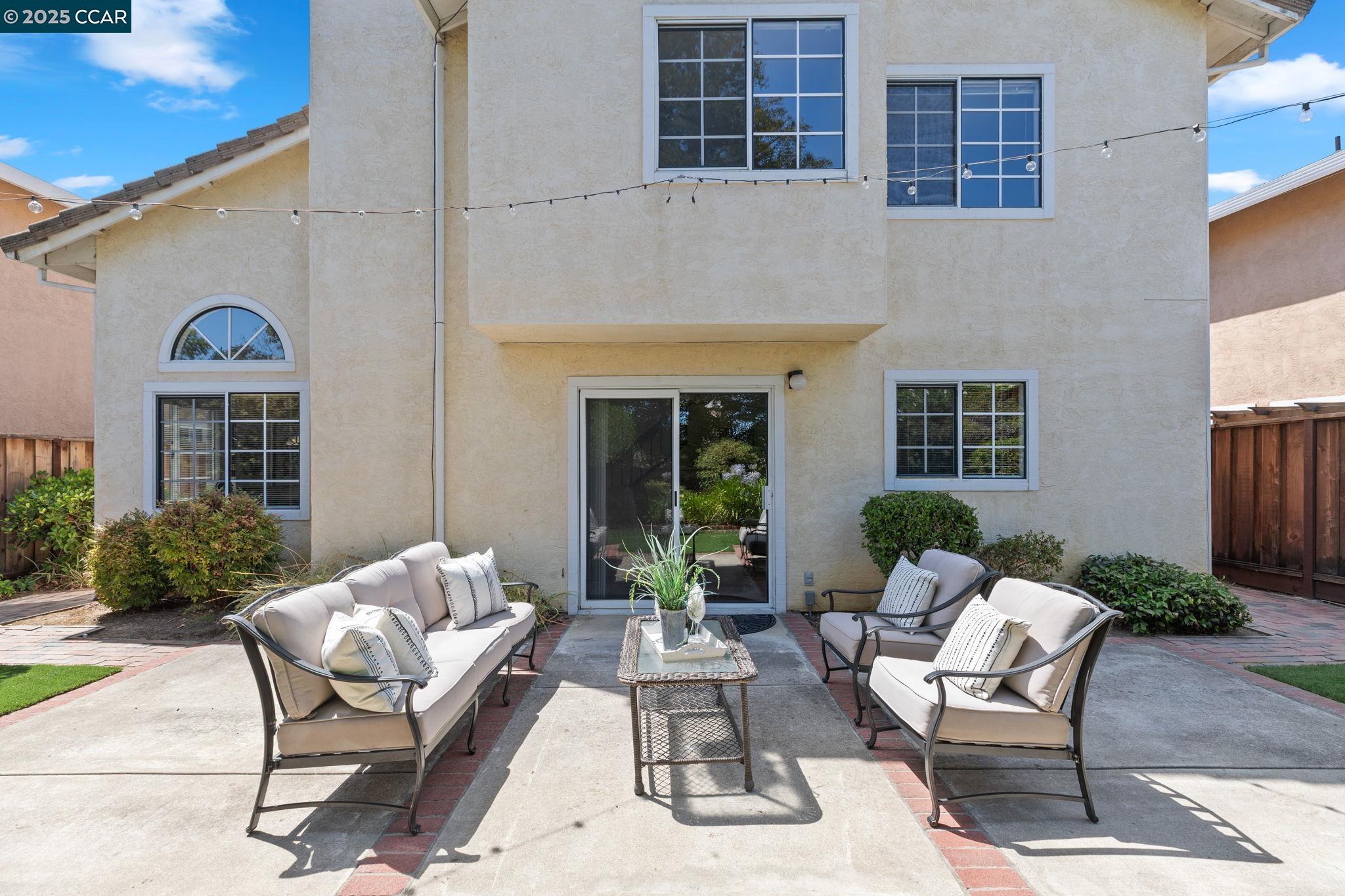 Detail Gallery Image 54 of 59 For 1015 Hidden Oak Ct, Concord,  CA 94521 - 3 Beds | 2/1 Baths