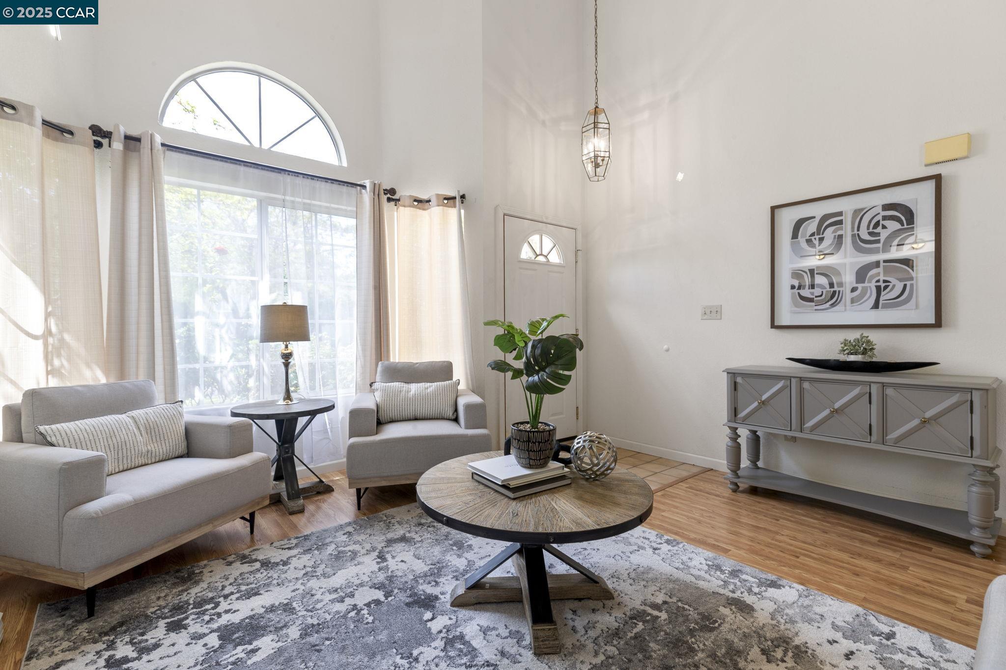 Detail Gallery Image 8 of 59 For 1015 Hidden Oak Ct, Concord,  CA 94521 - 3 Beds | 2/1 Baths