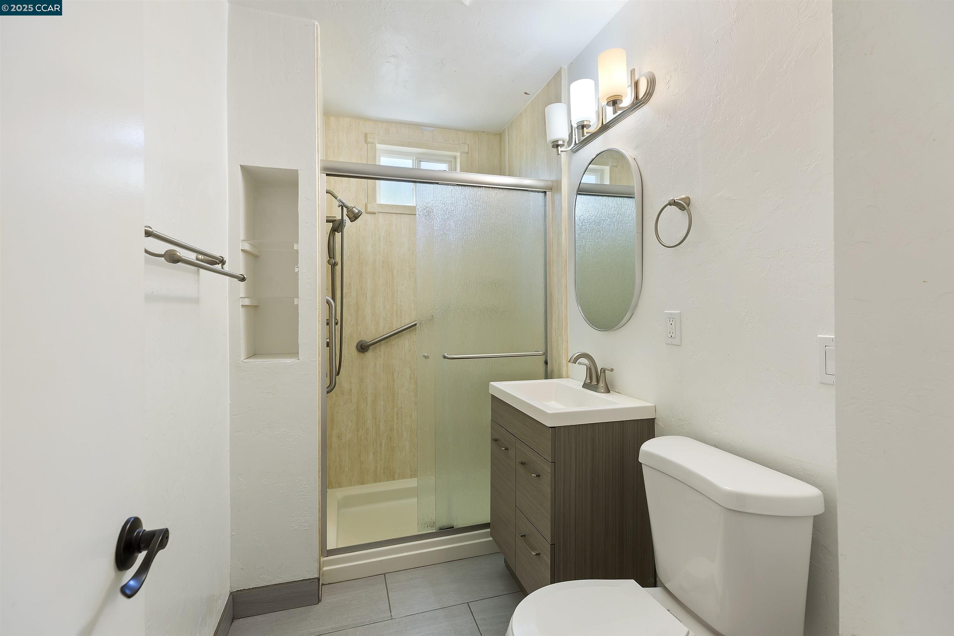 Detail Gallery Image 20 of 26 For 10 Maureen Ct, Pleasant Hill,  CA 94523 - 3 Beds | 2 Baths