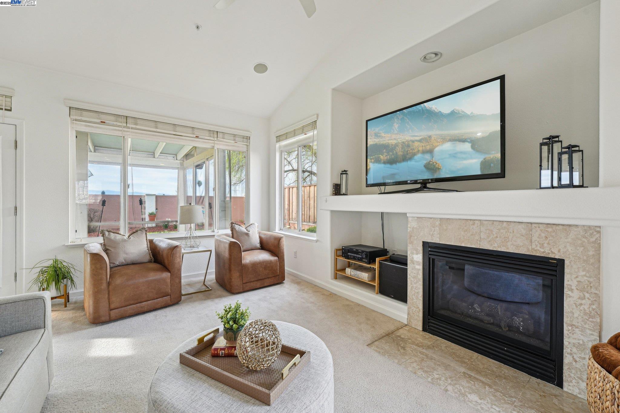 Detail Gallery Image 5 of 28 For 2870 Gelding Ln, Livermore,  CA 94551 - 3 Beds | 2 Baths